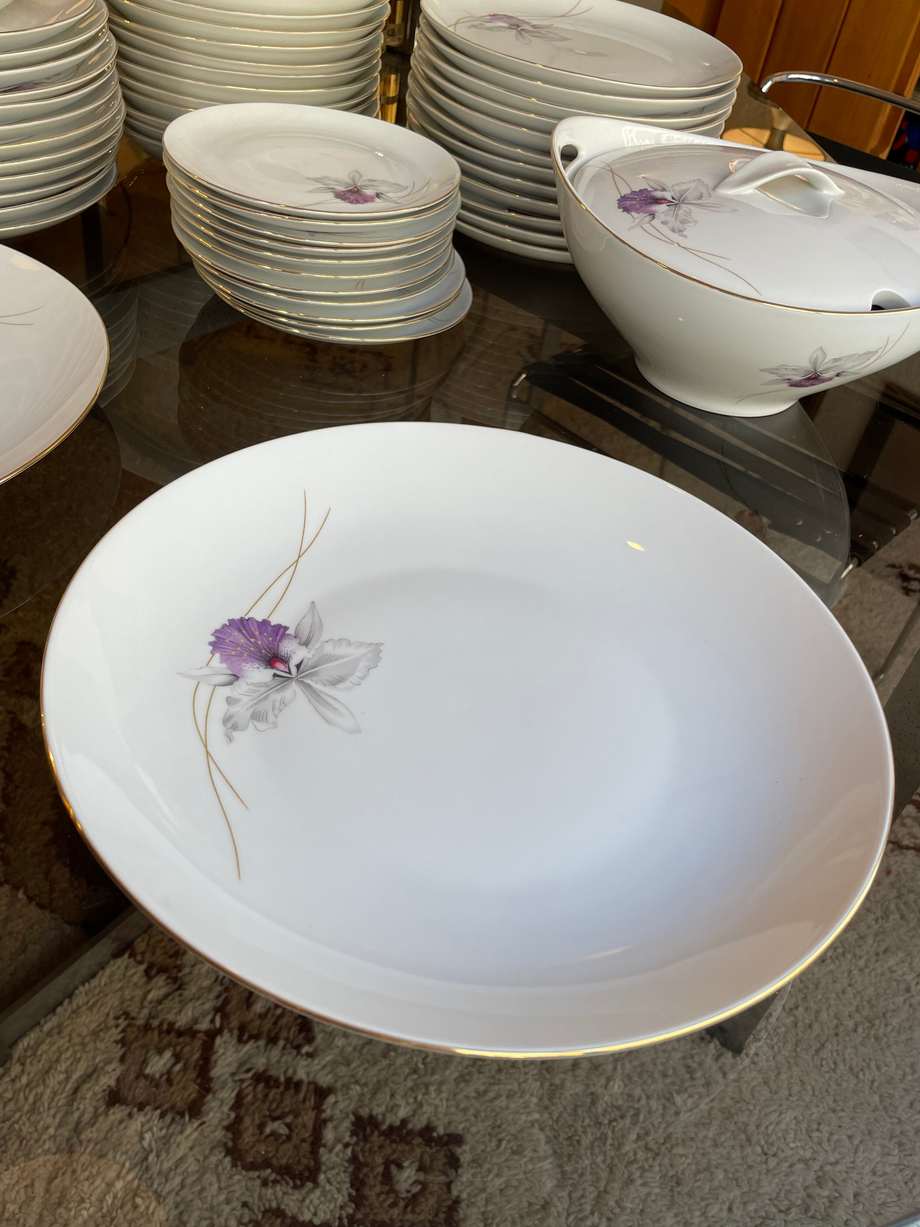 Service 56 pieces of porcelain Eschenbach Bavaria