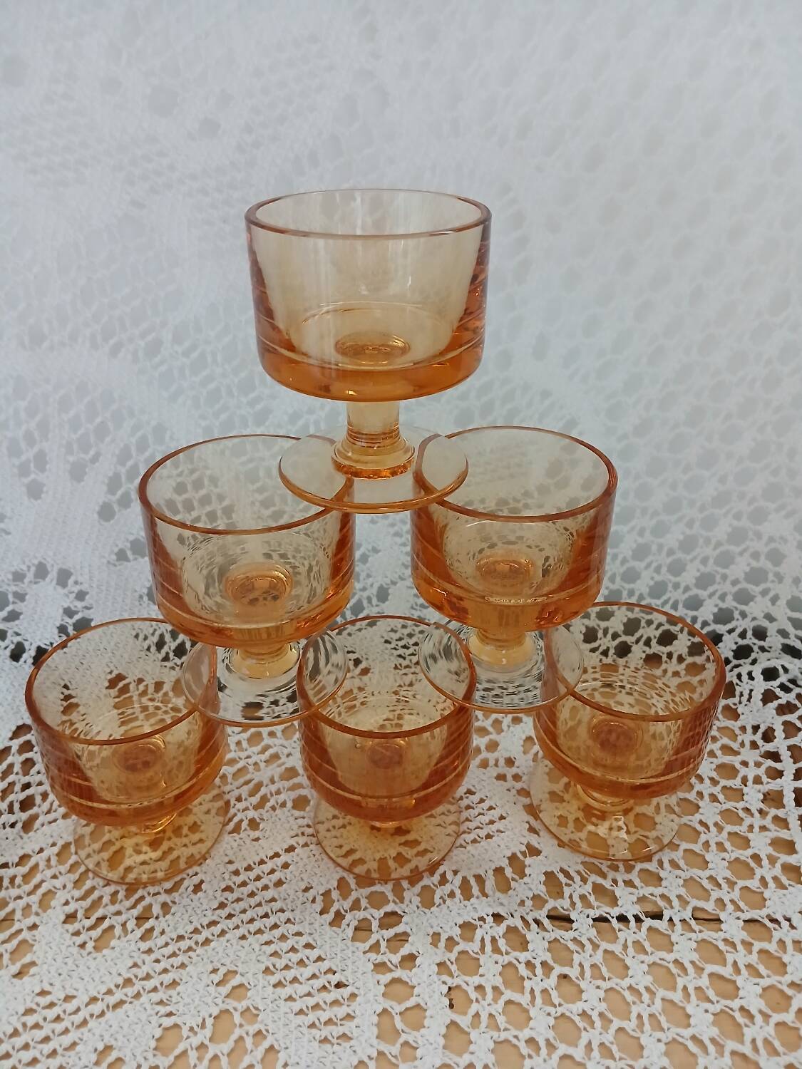 6 small vintage orange glasses