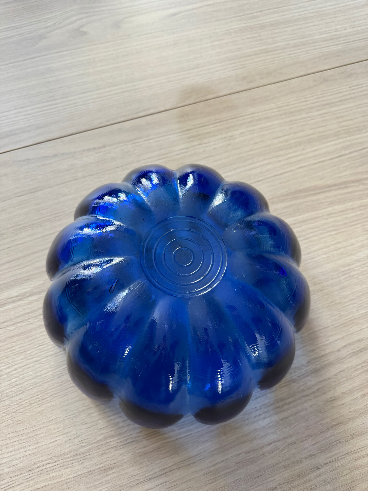 Vintage blown glass fruit bowl