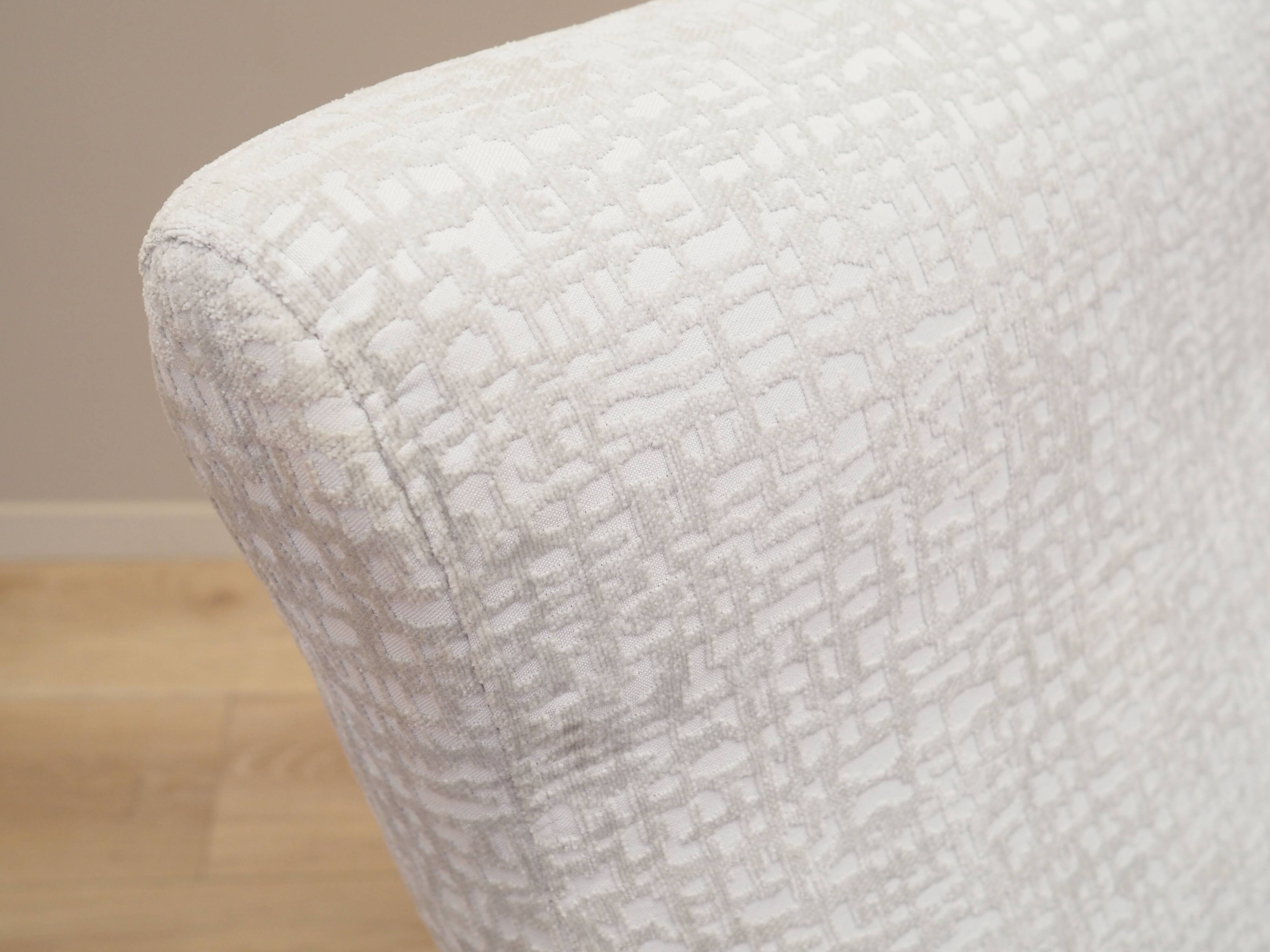Beech armchair, Italian design, 1970s, production: Italy
