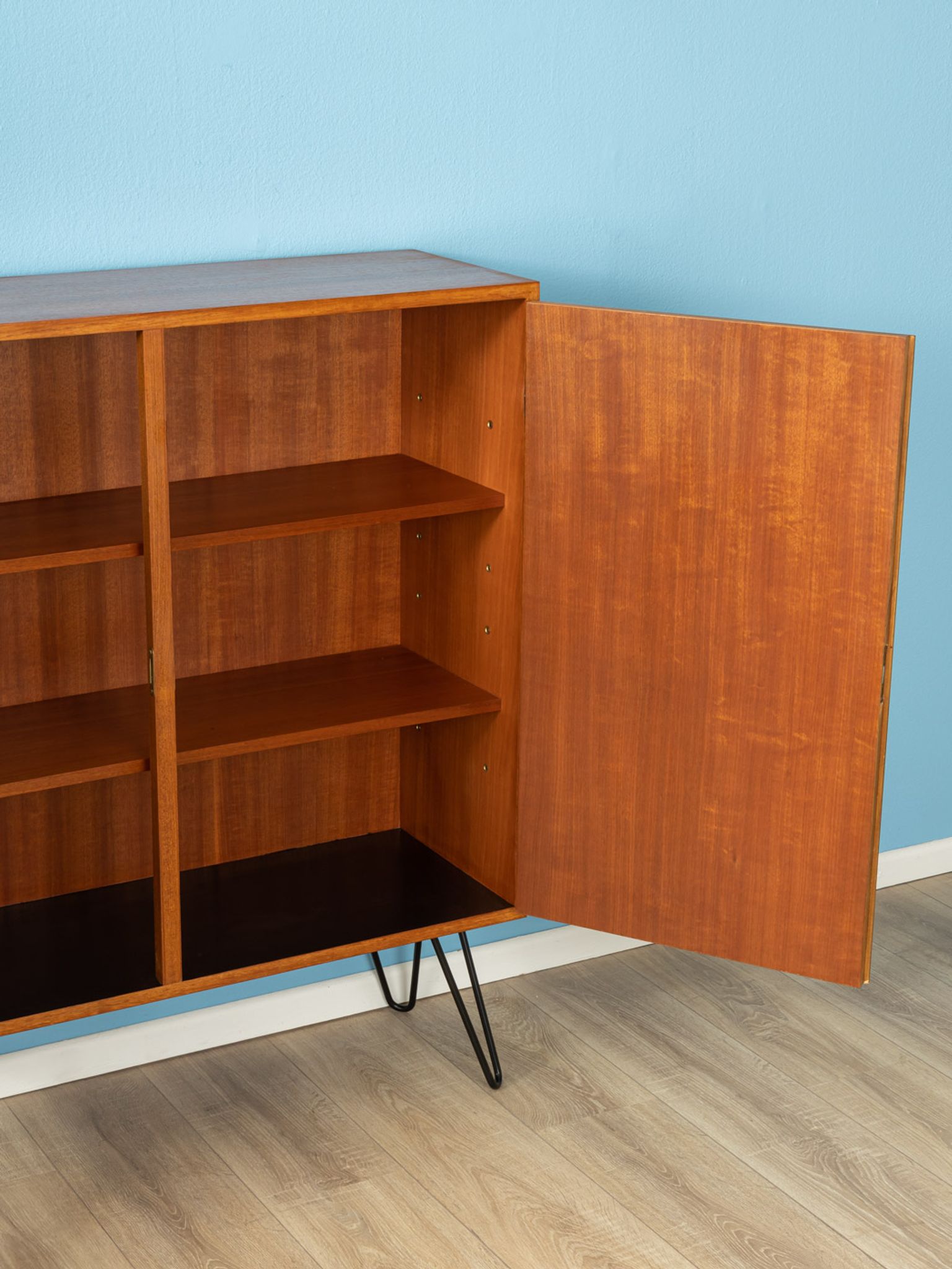 Commode des années 1950
