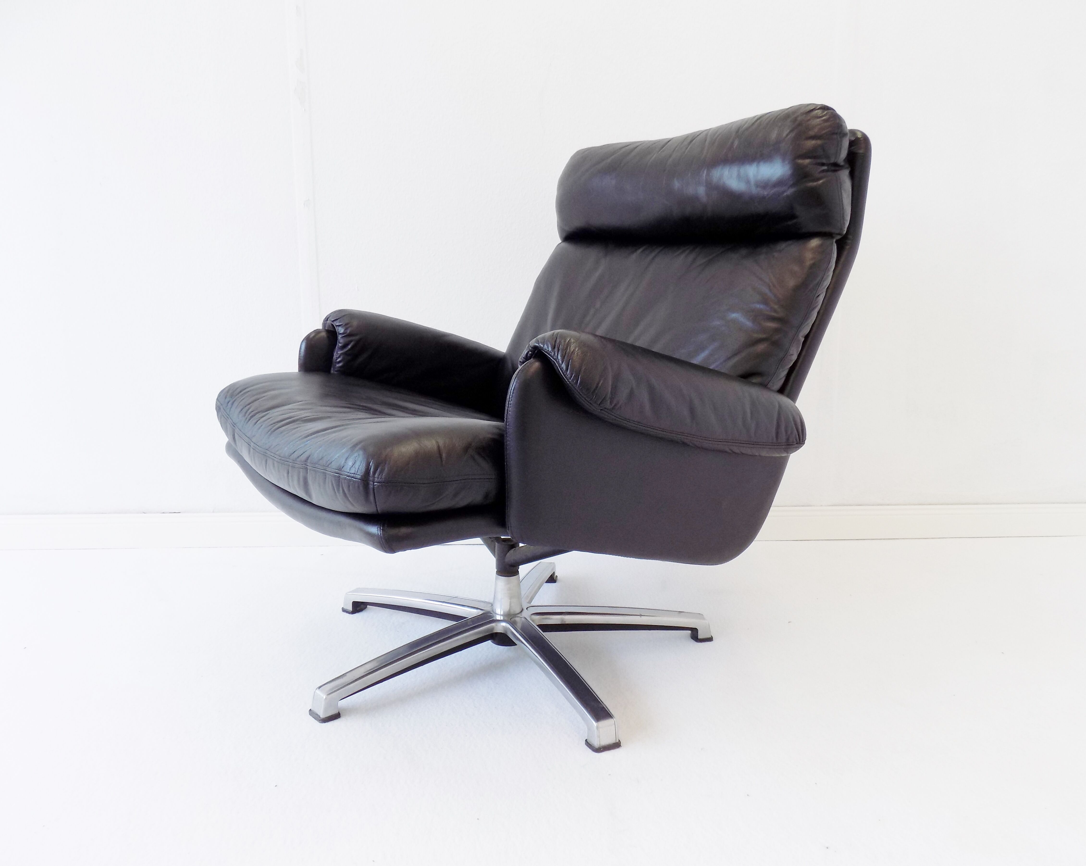ESA black leather armchair by Werner Langenfeld