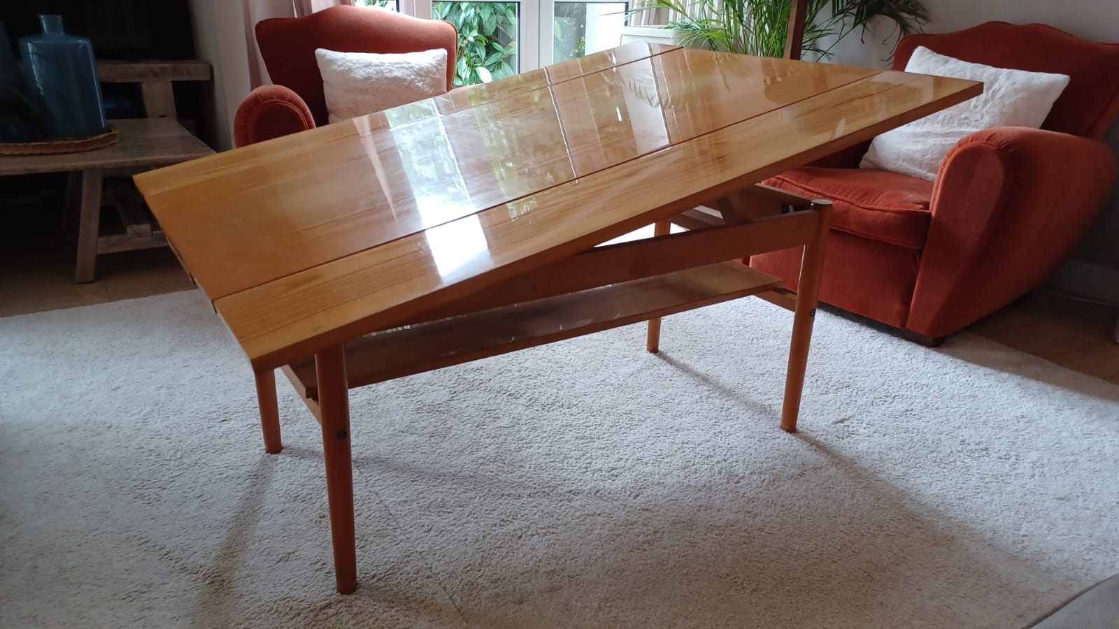 Convertible vintage coffee table