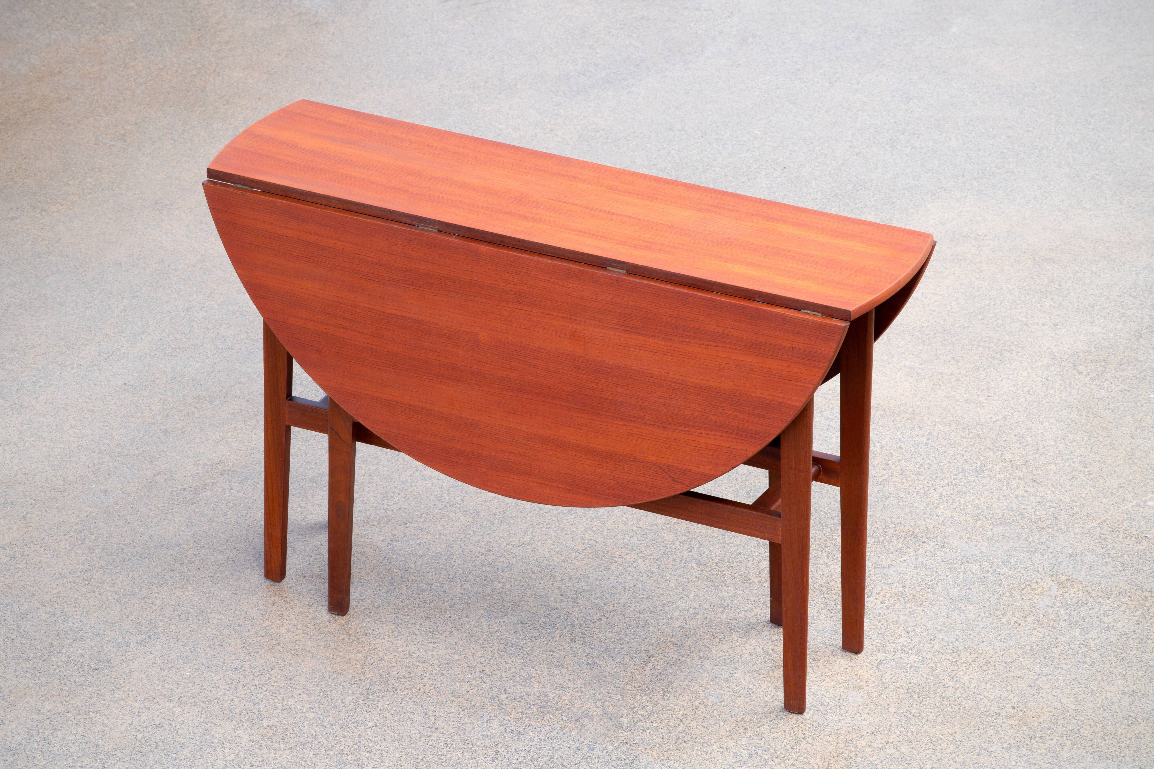 Table à manger scandinave vintage 1960