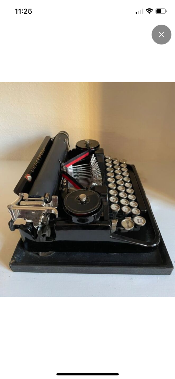 Underwood portable typewriter