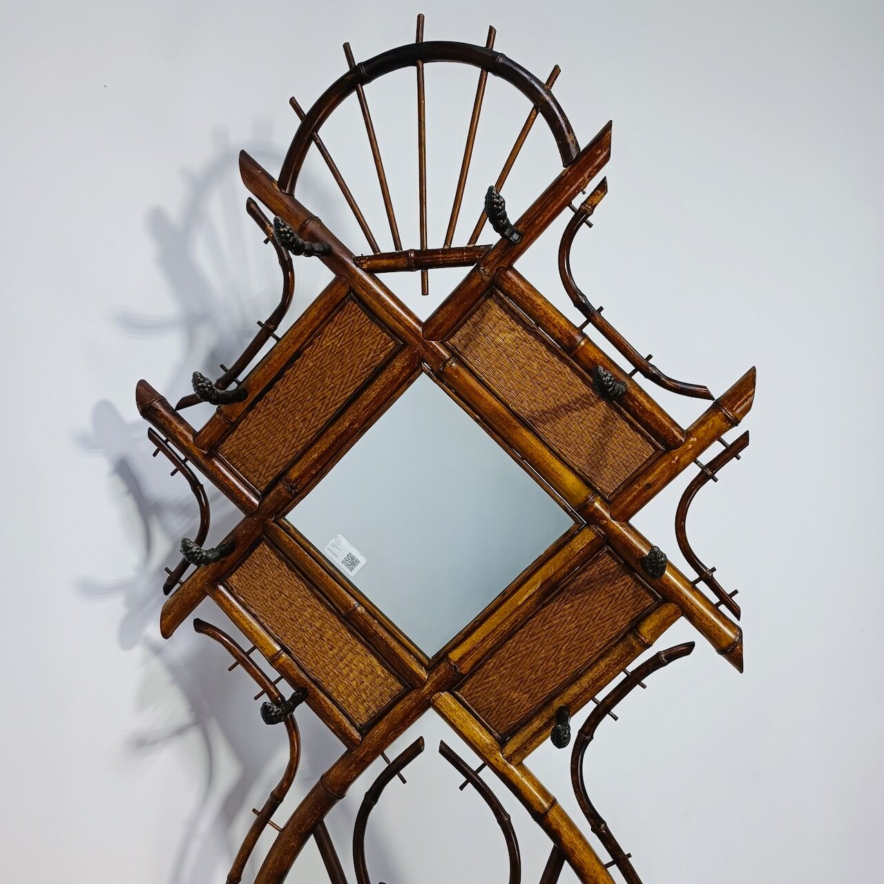 Portemanteau en bambou avec porte-parapluie