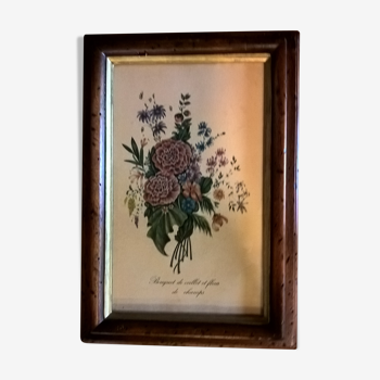 Wooden frame representing a romantic bouquet
