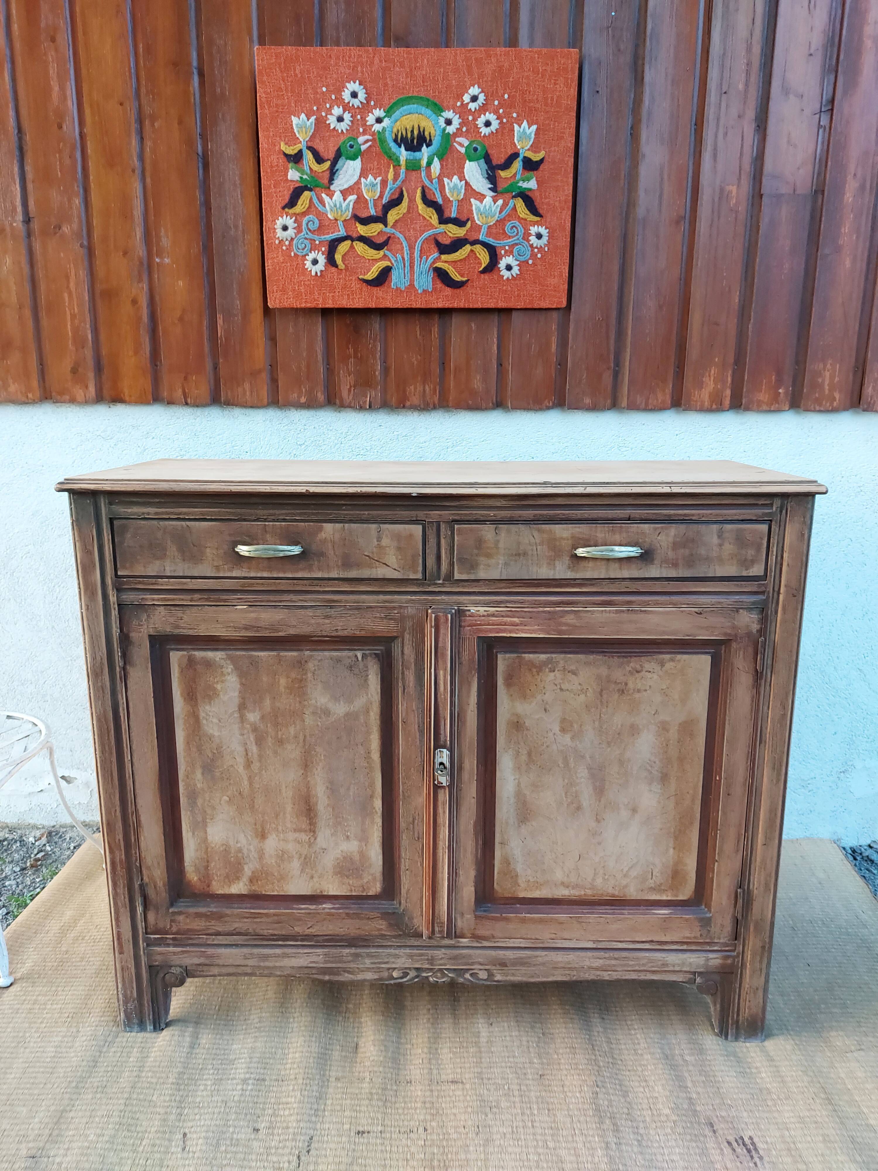 Sanded Parisian buffet