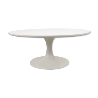 Space age tulip coffee table by Maurice Burke for Arkana