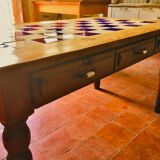 Kitchen table