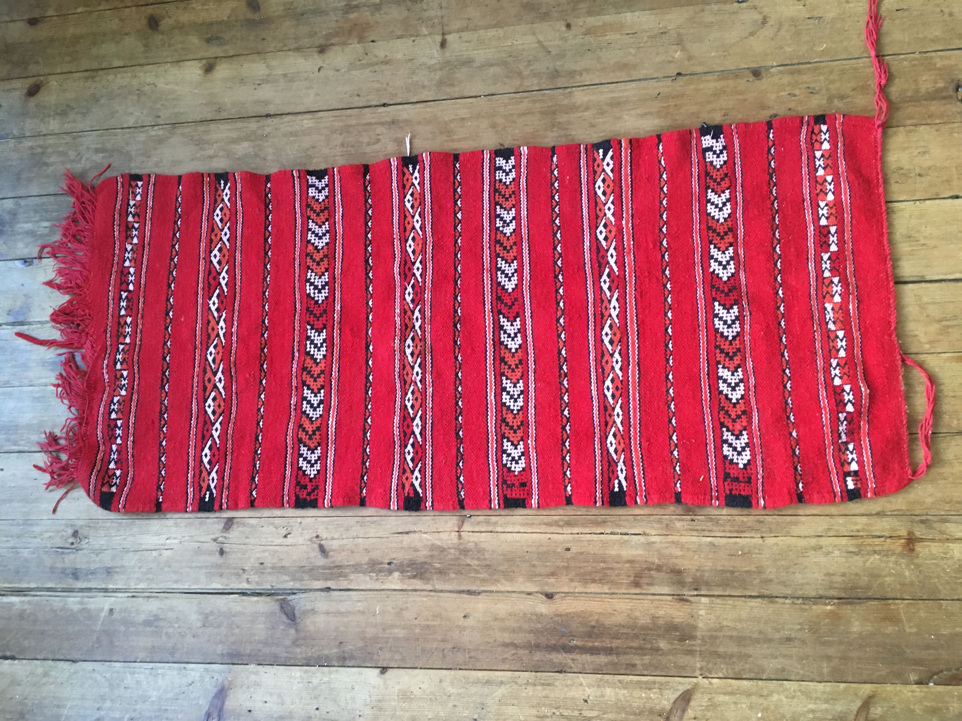 Vintage Berber carpet  120x50cm