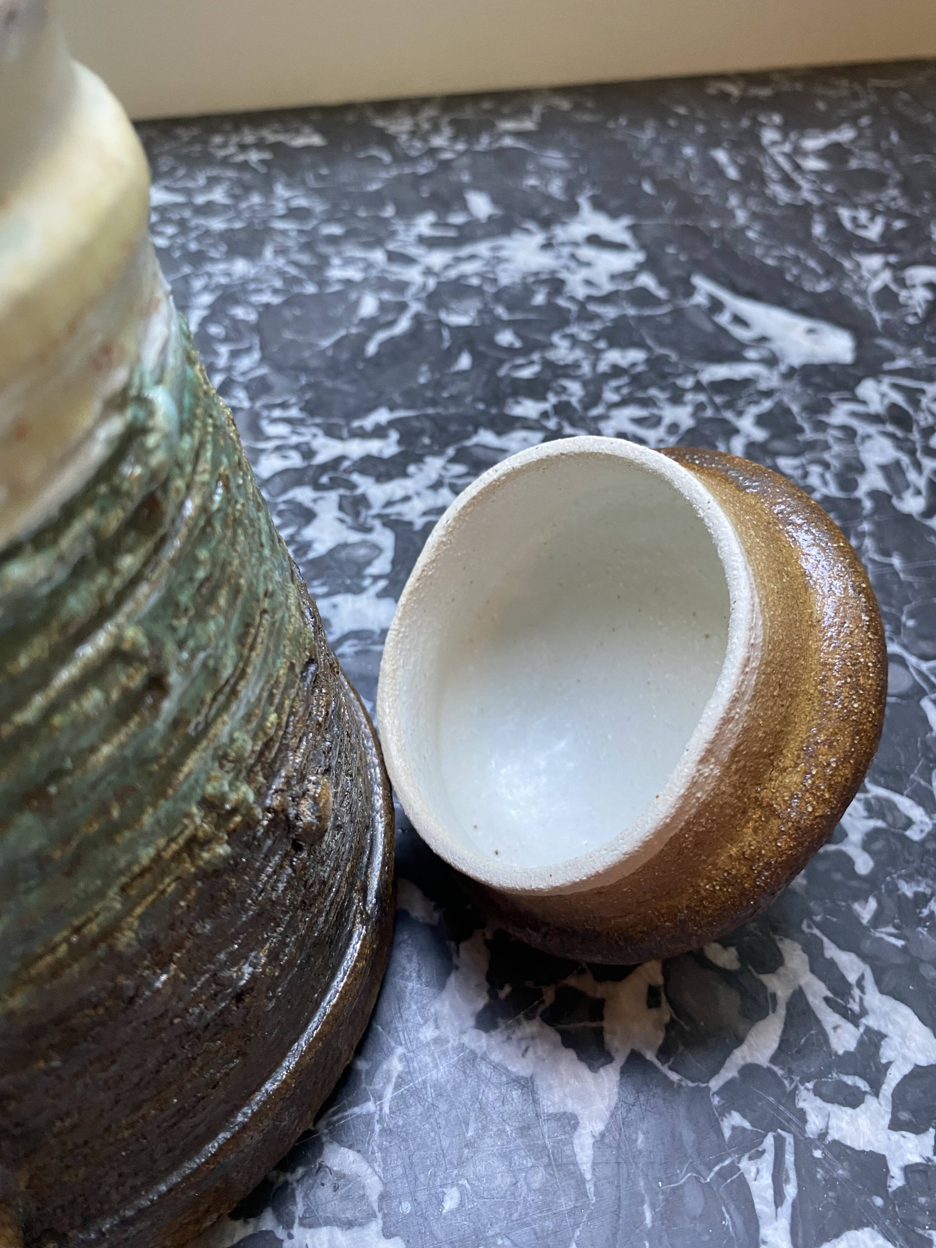 Cafetière, tasses céramiques organiques