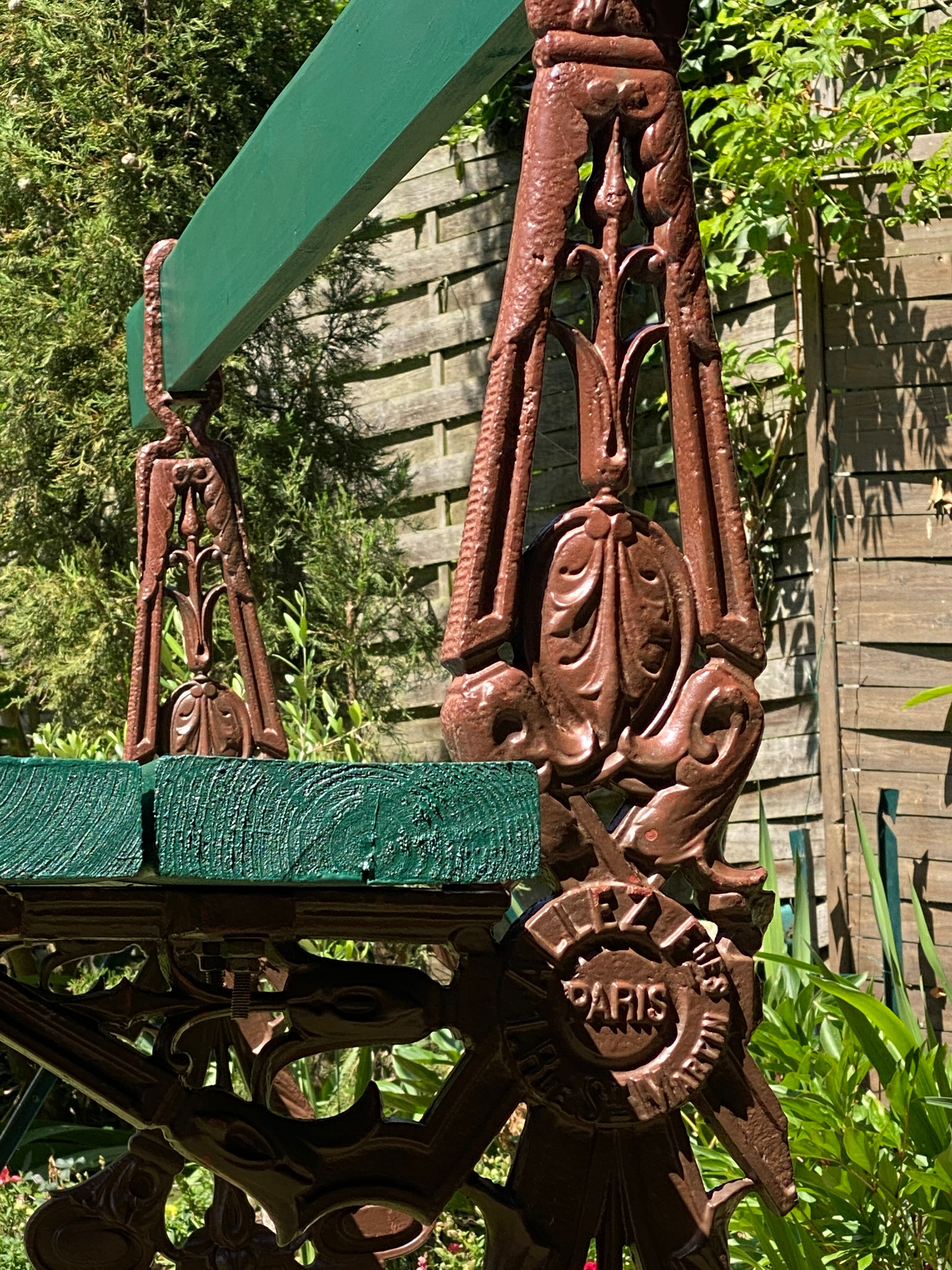 Former public bench of Paris
