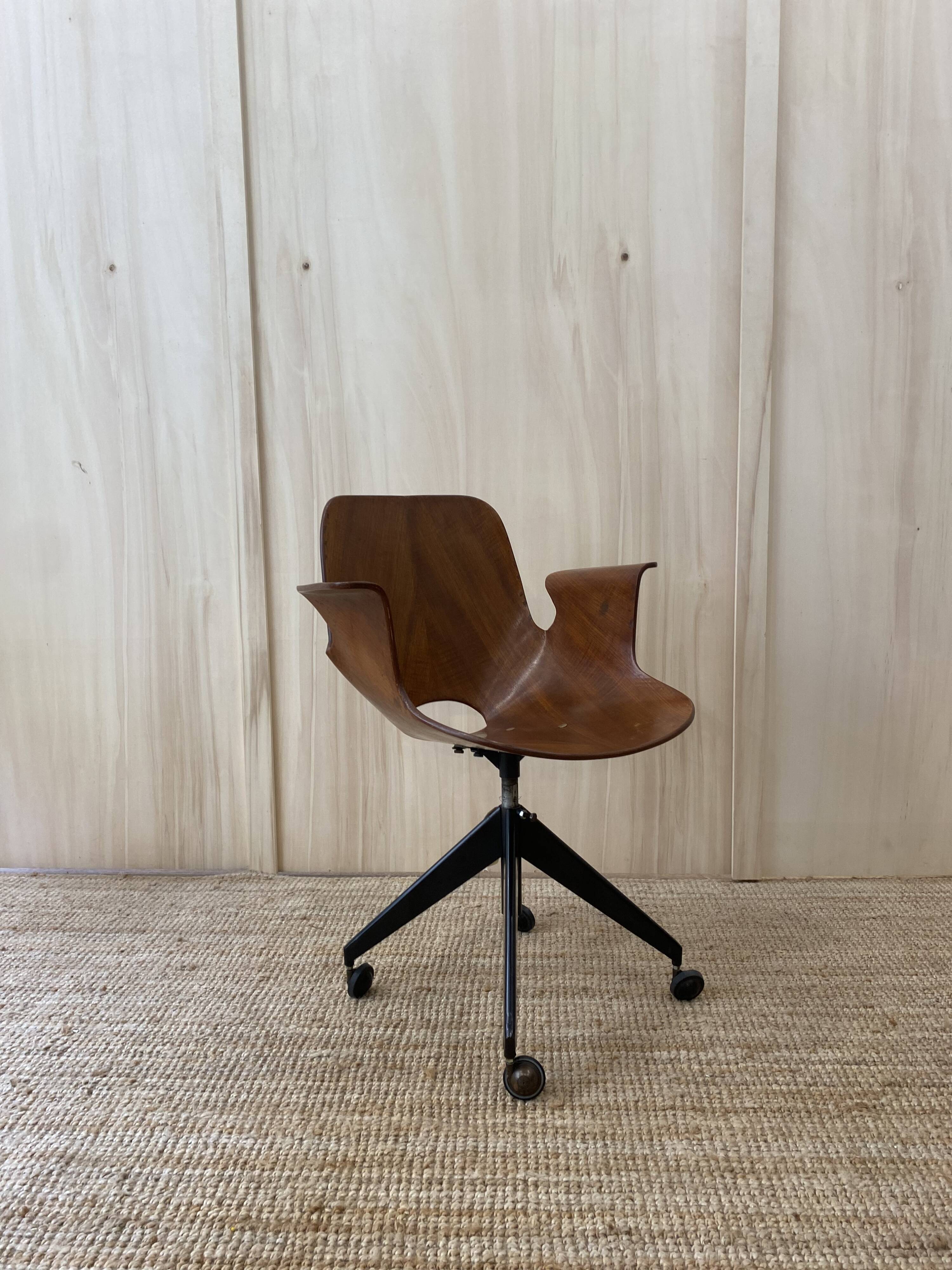 Medea office chair by Vittorio Nobili for Fratelli Tagliabue