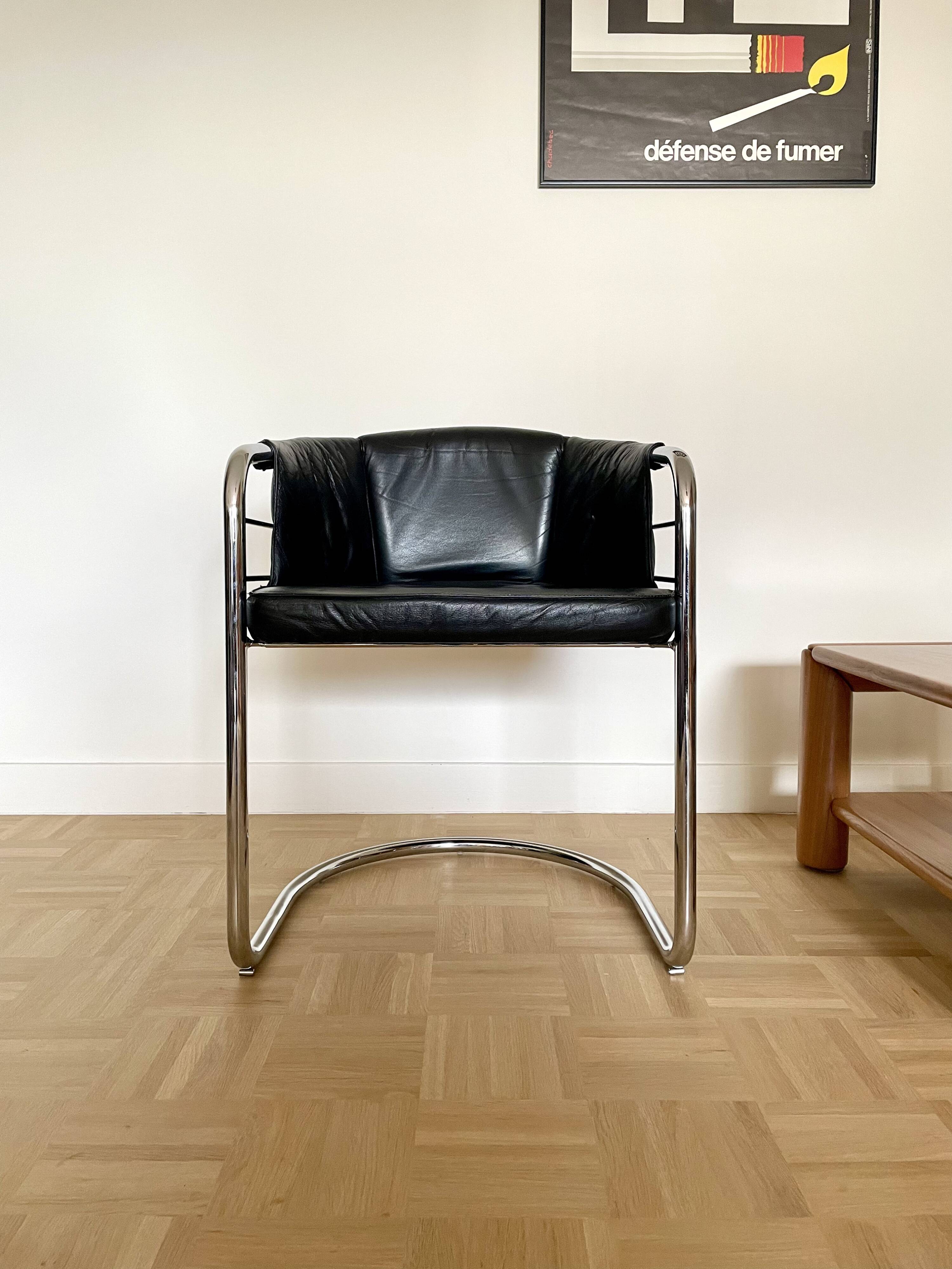 Chaise / fauteuil italien années 80