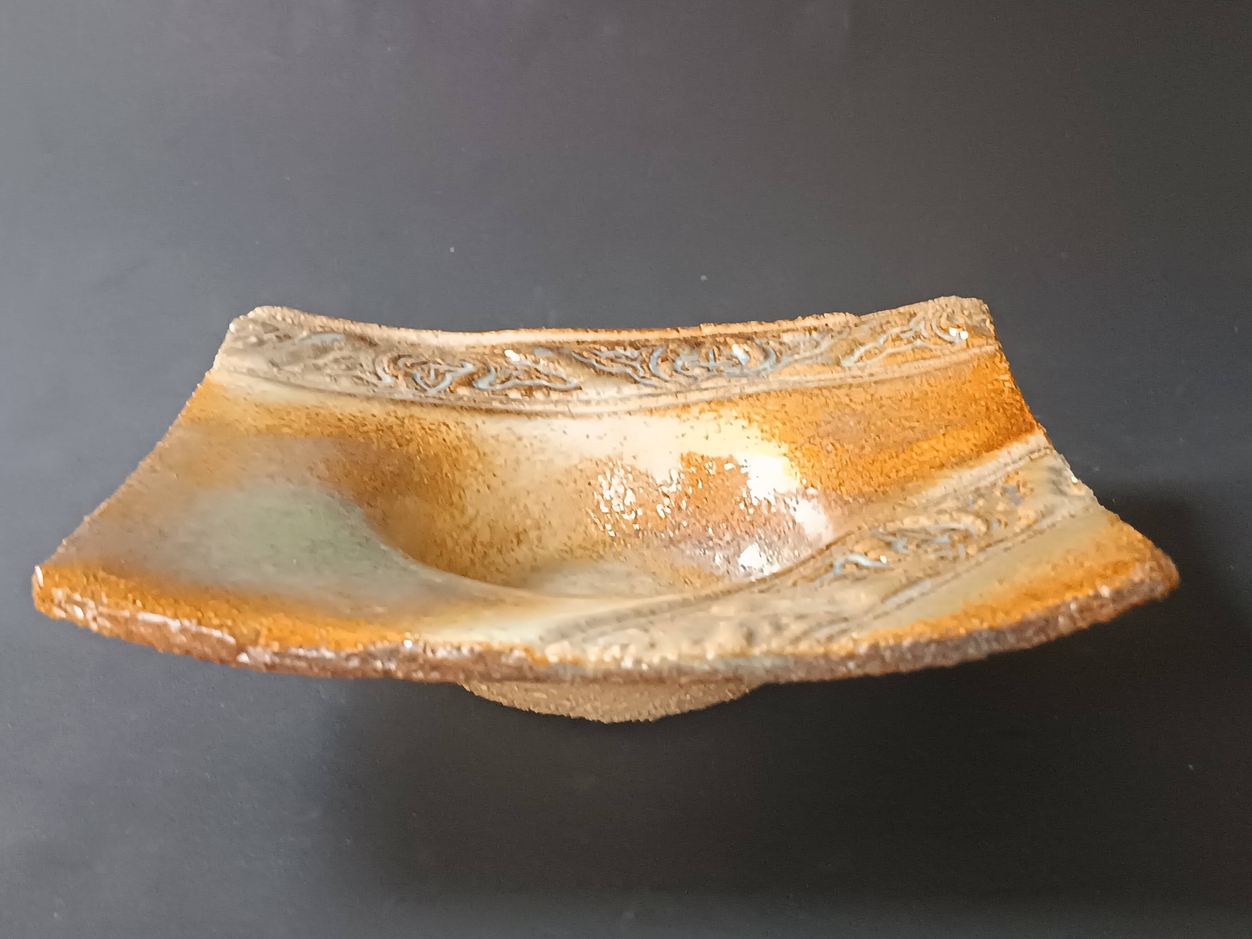 Vide poche en grès vernissé et sculpté signé vintage