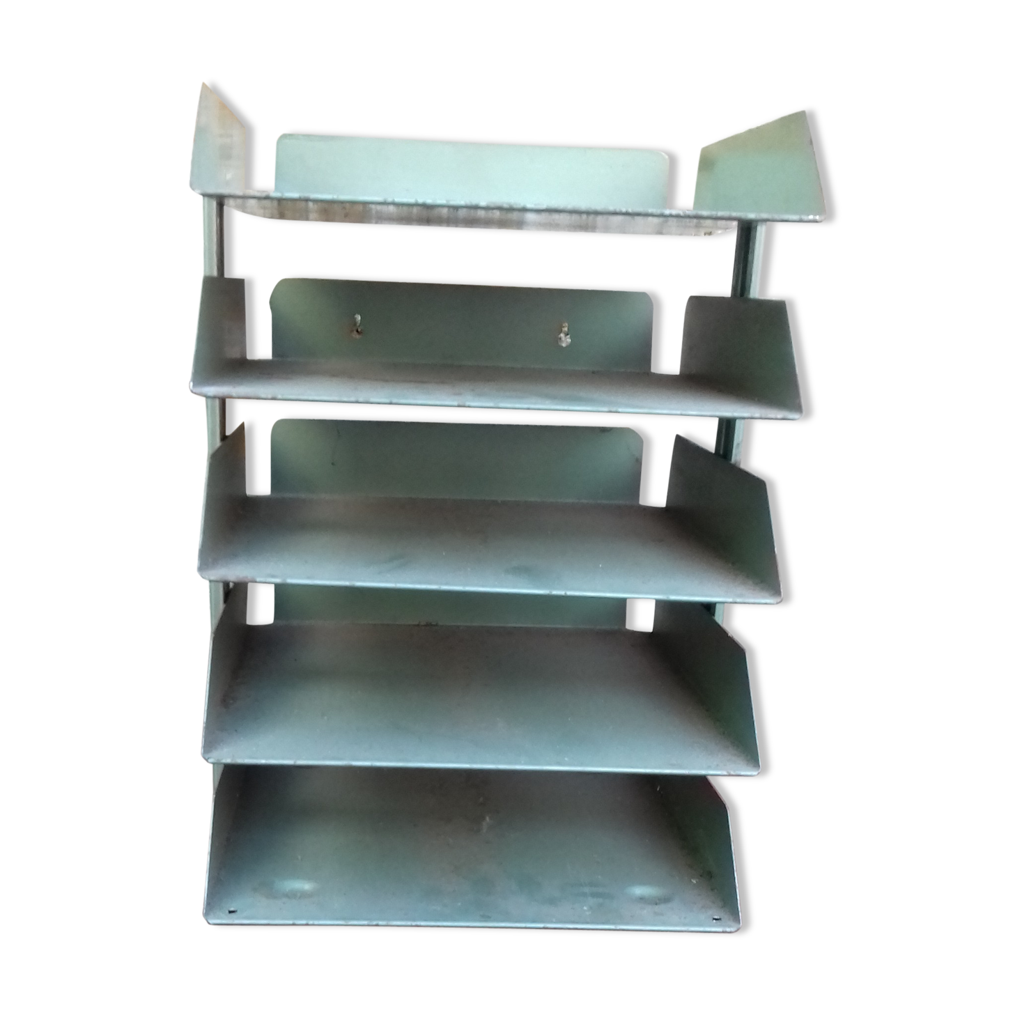 Vintage metal binder sorter