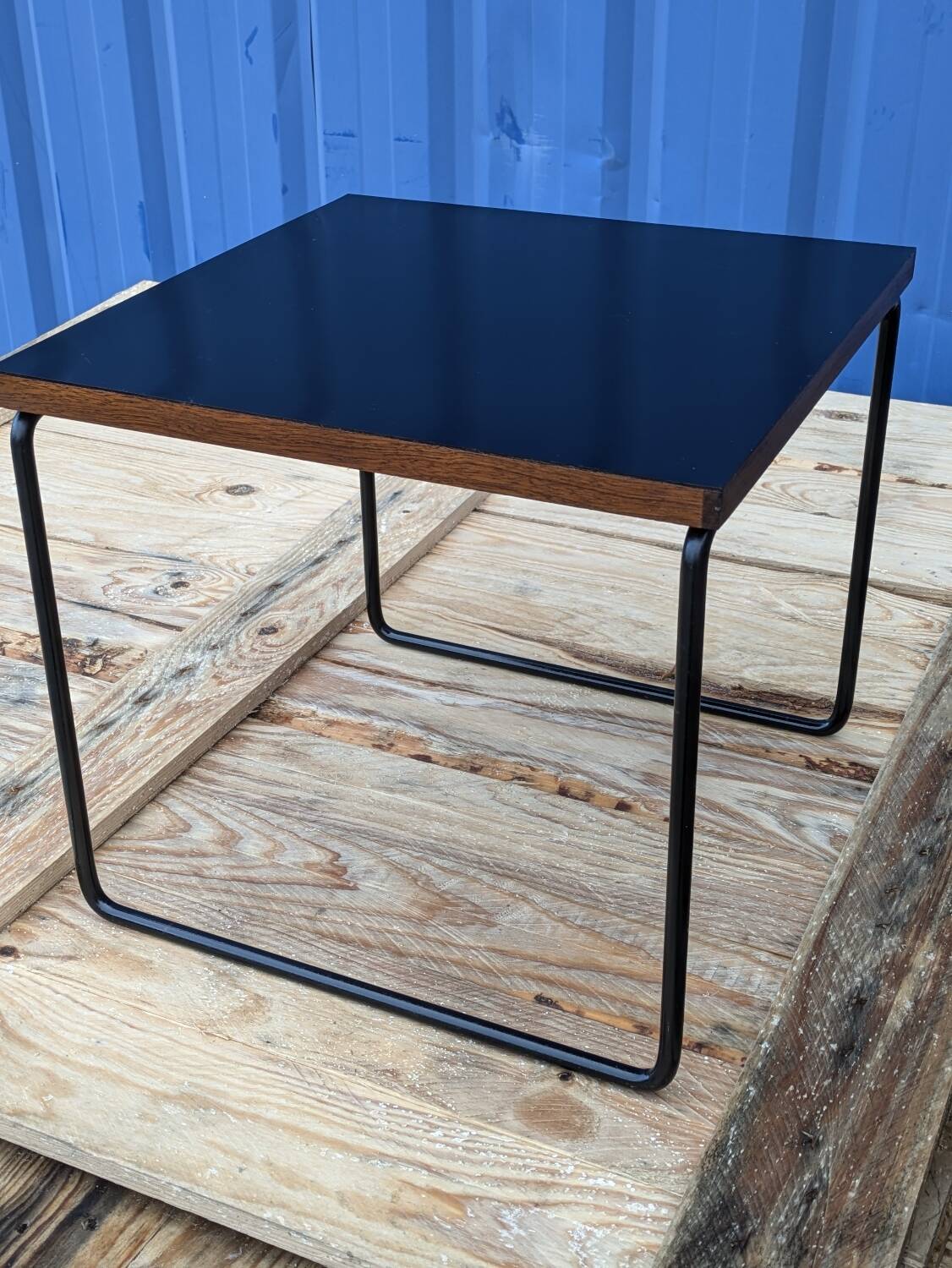 Vintage coffee table called "flying" by Pierre Guariche, Steiner edition, 1960s