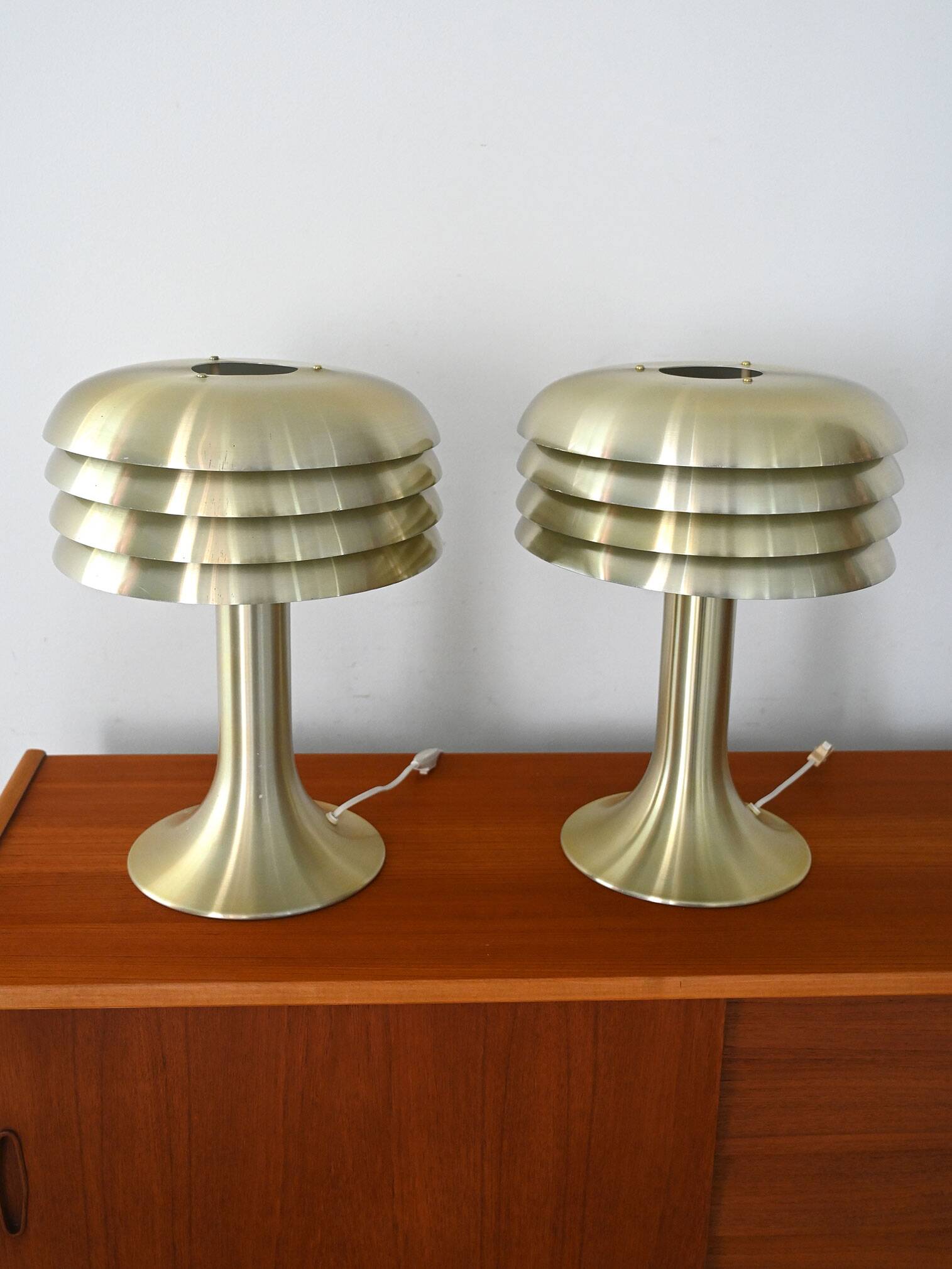Pair of Hans-Agne Jakobsson BN-26 table lamps