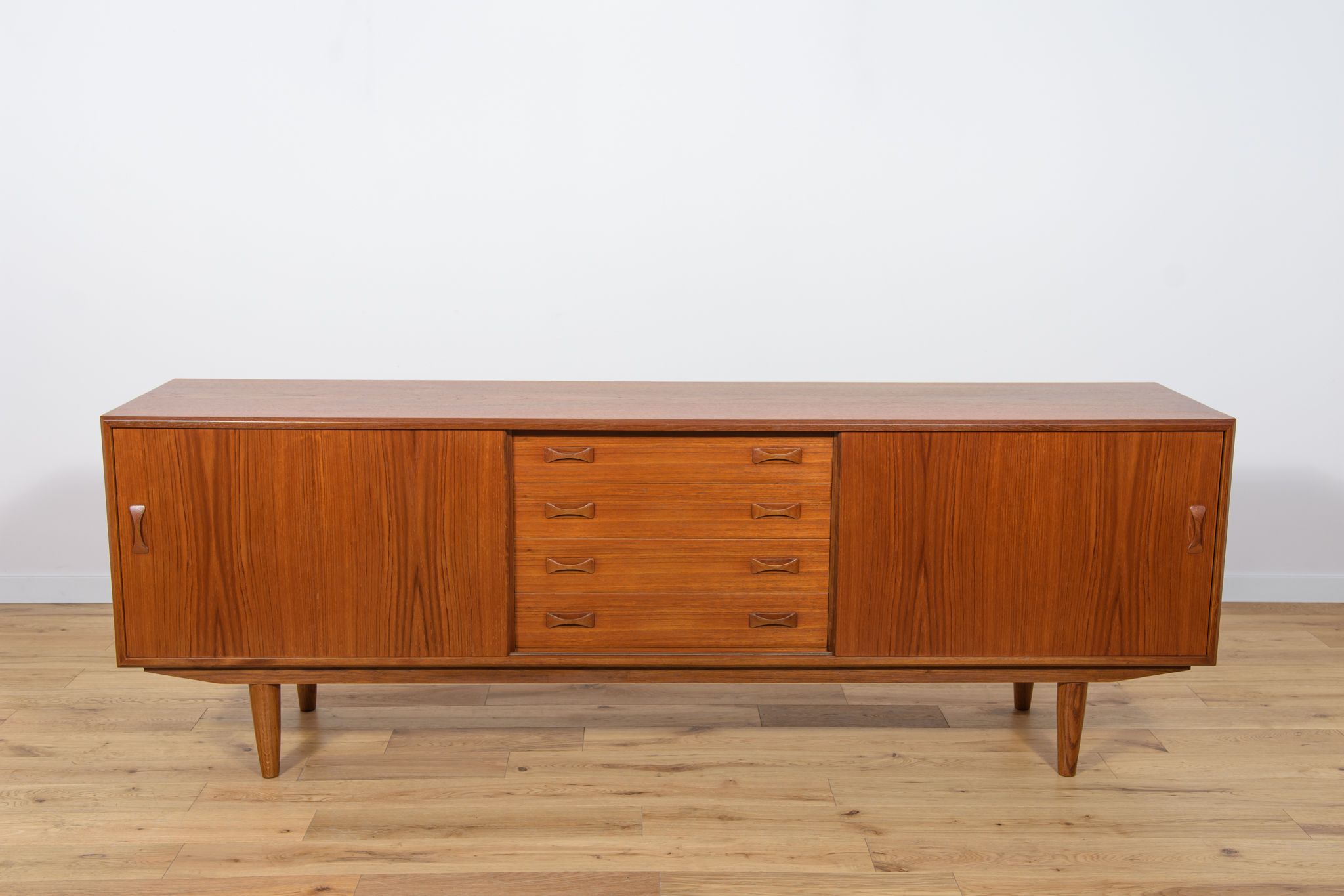 Enfilade en teck de Clausen & Son, années 1960