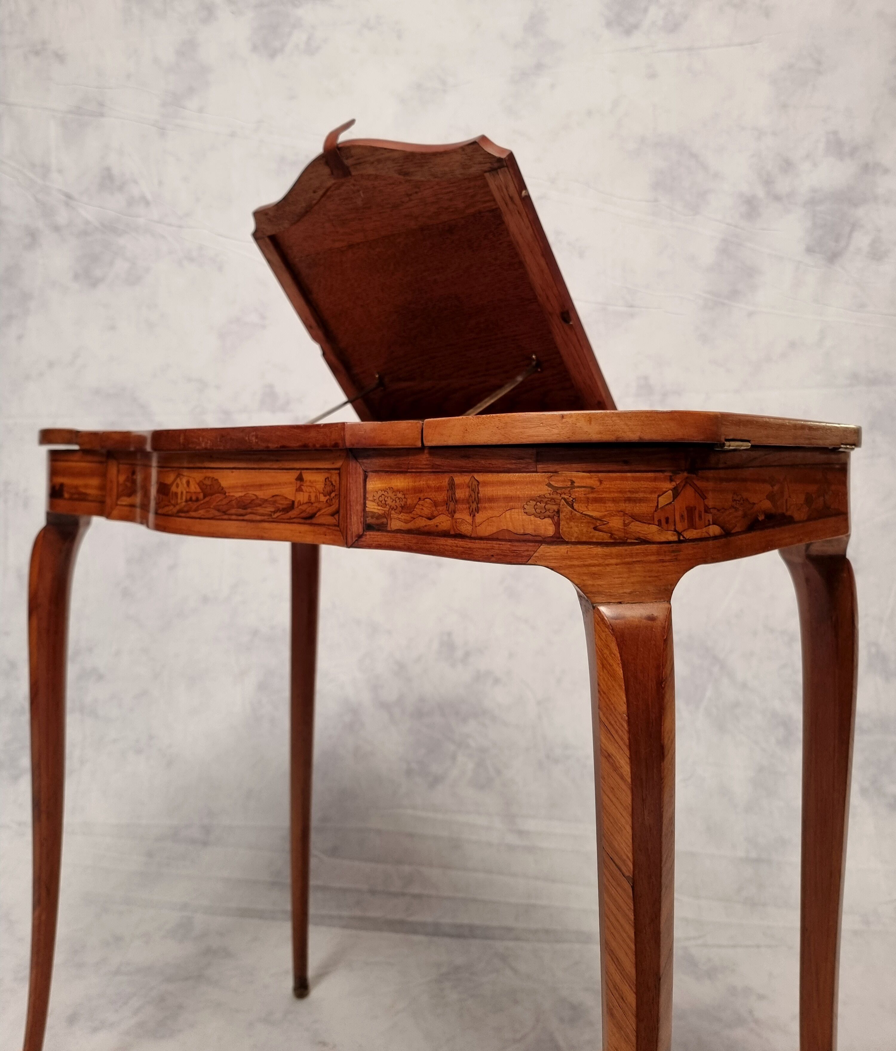 Louis XV style writing table - Bois De Rose - 19th