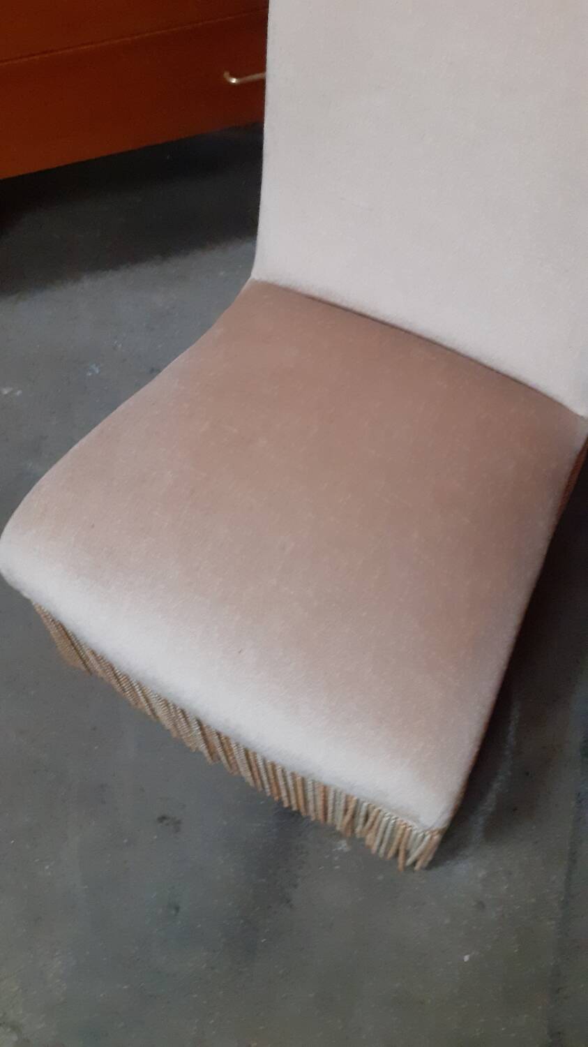 Toad armchair