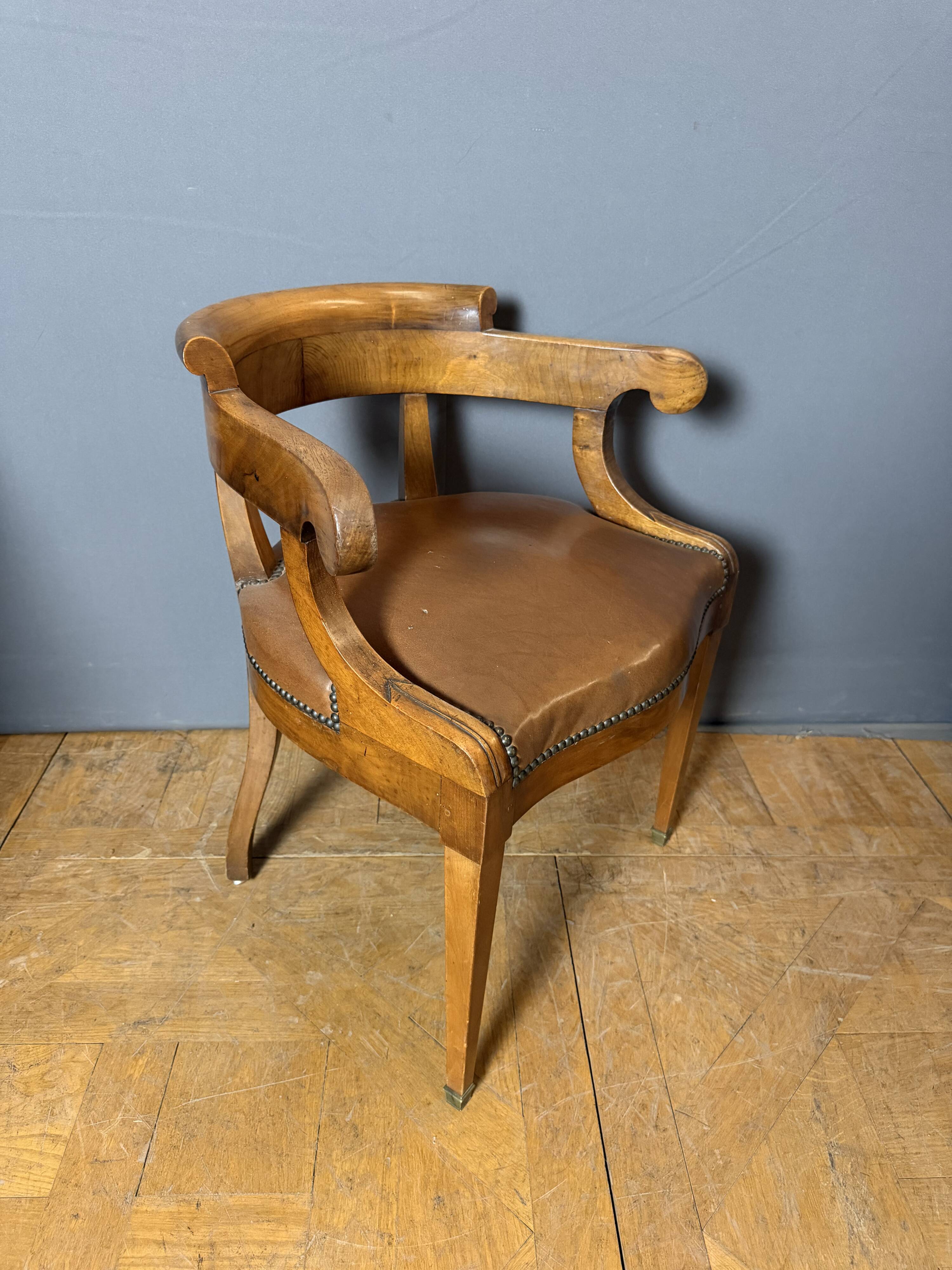 Fauteuil de bureau Restauration à crosses en Noyer