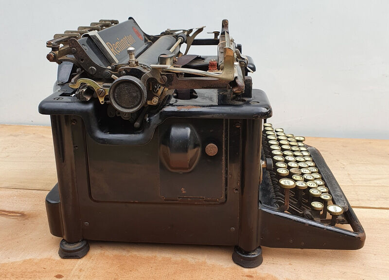 Remington Typewriter 1920