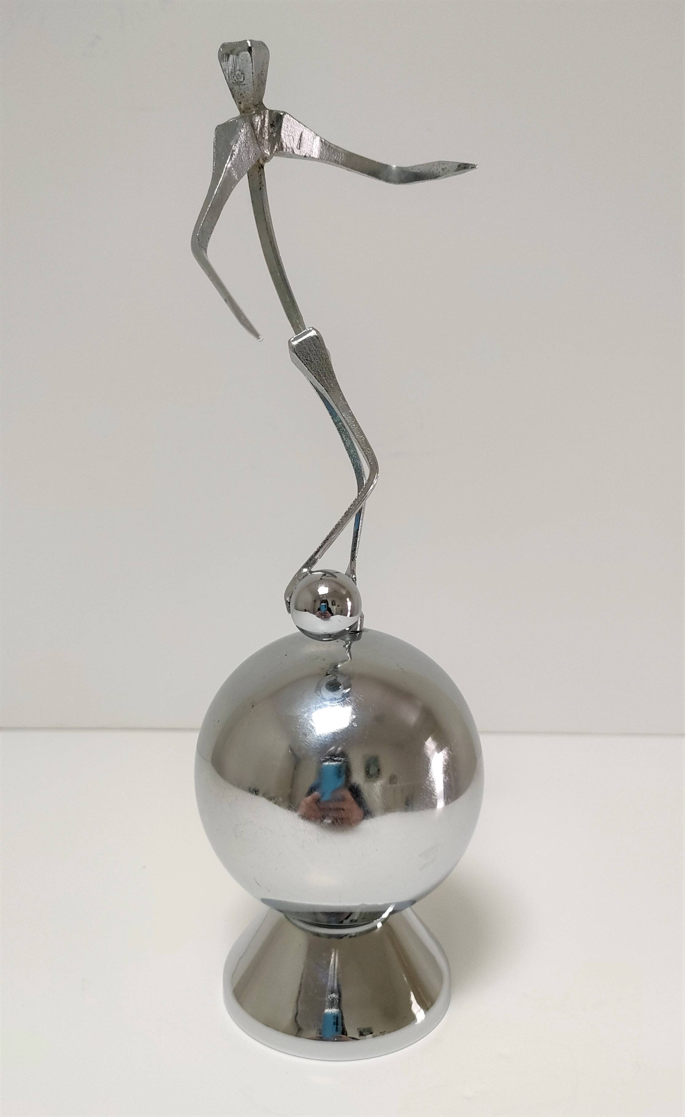 steel sculpture, sportsman's hallmark, goldsmith's crown