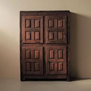 Meuble quatre portes en bois massif, XVIIIᵉ siècle