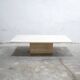 Table basse vintage en travertin