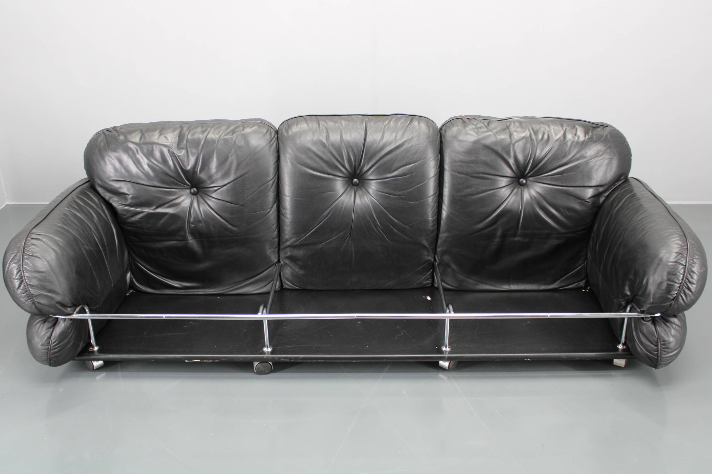 1970 Kurt Hvitsjö Rare “Hannibal” Black 3- Seater Sofa For Isku, Finland
