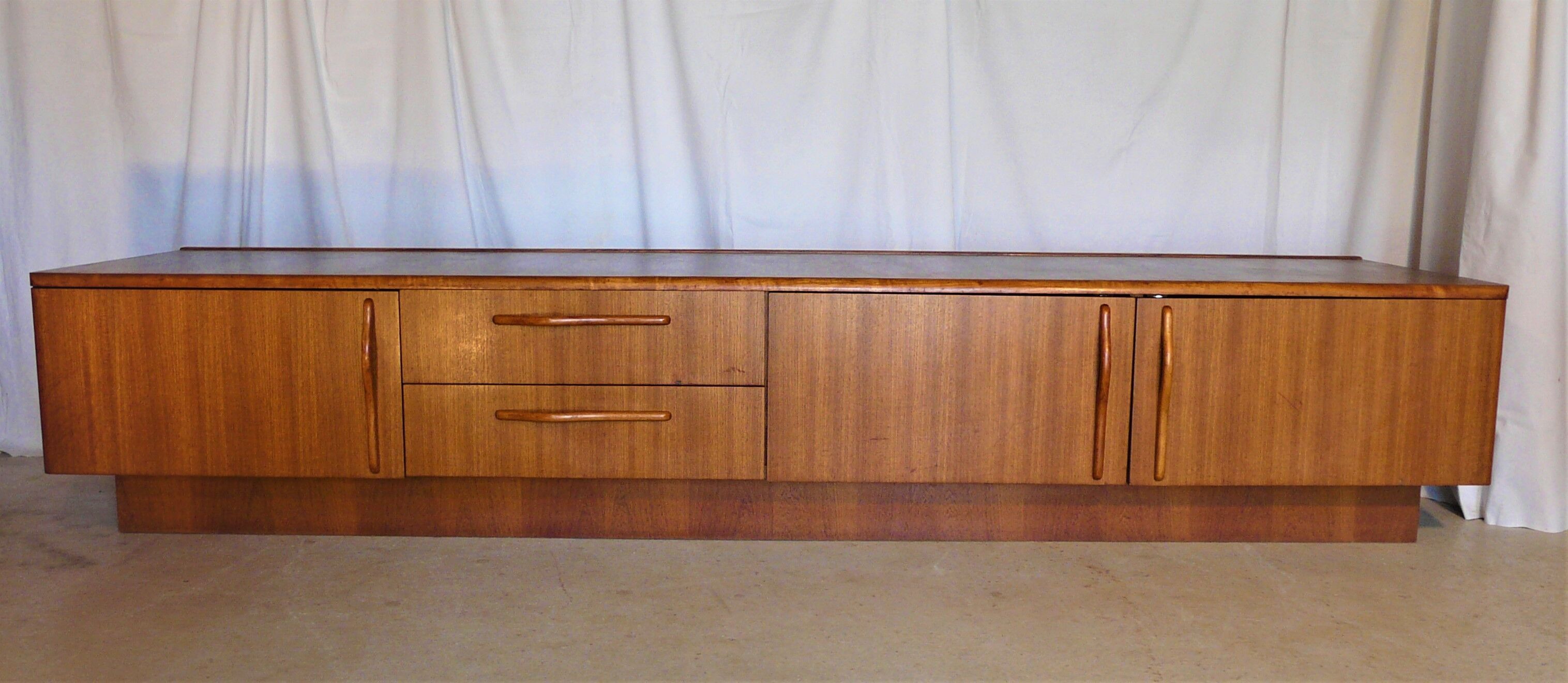 Vintage Scandinavian teak bass row
