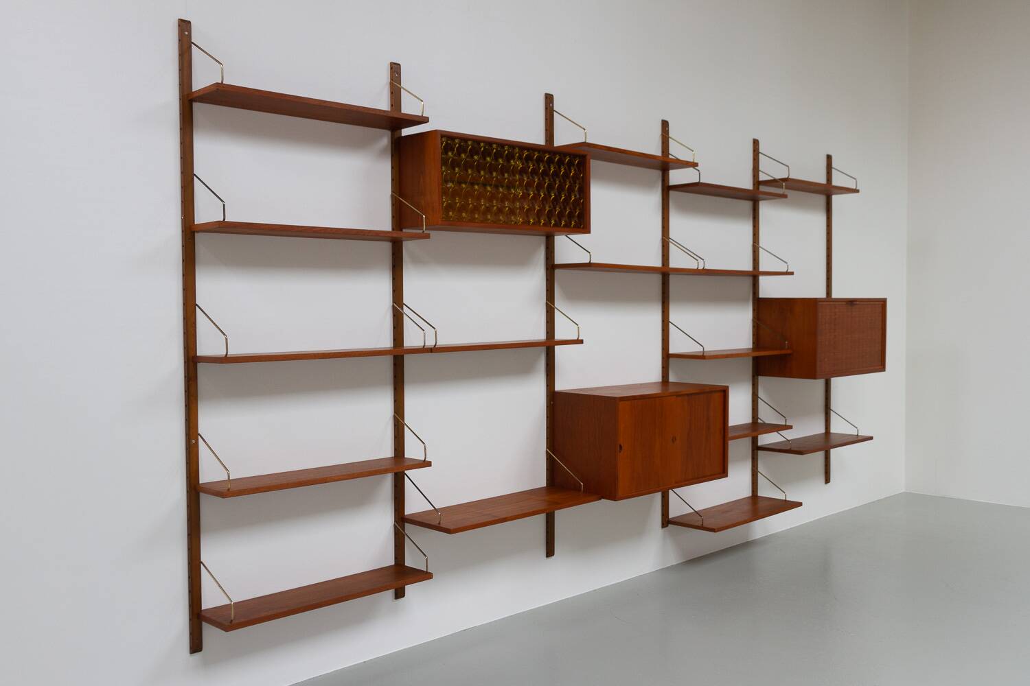 Danish Modern 5-Bay Modular Teak Wall Unit by Poul Cadovius for Cado, 1950s