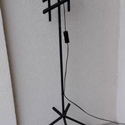 Lampadaire minimaliste en fer