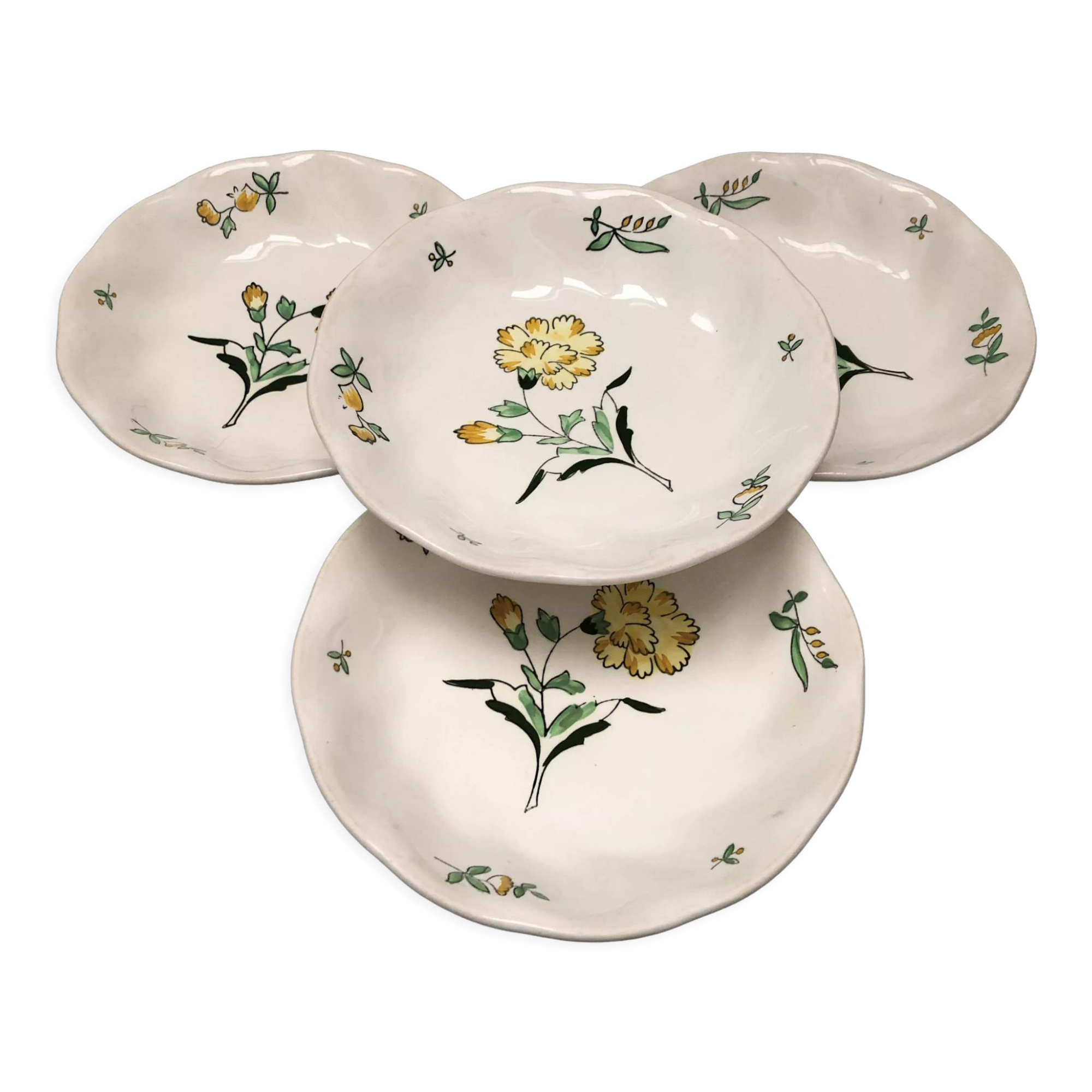 Lots de 4 assiettes creuses, Modèle embrun, aux motifs à fleurs jaune. Estampillées Salins France.