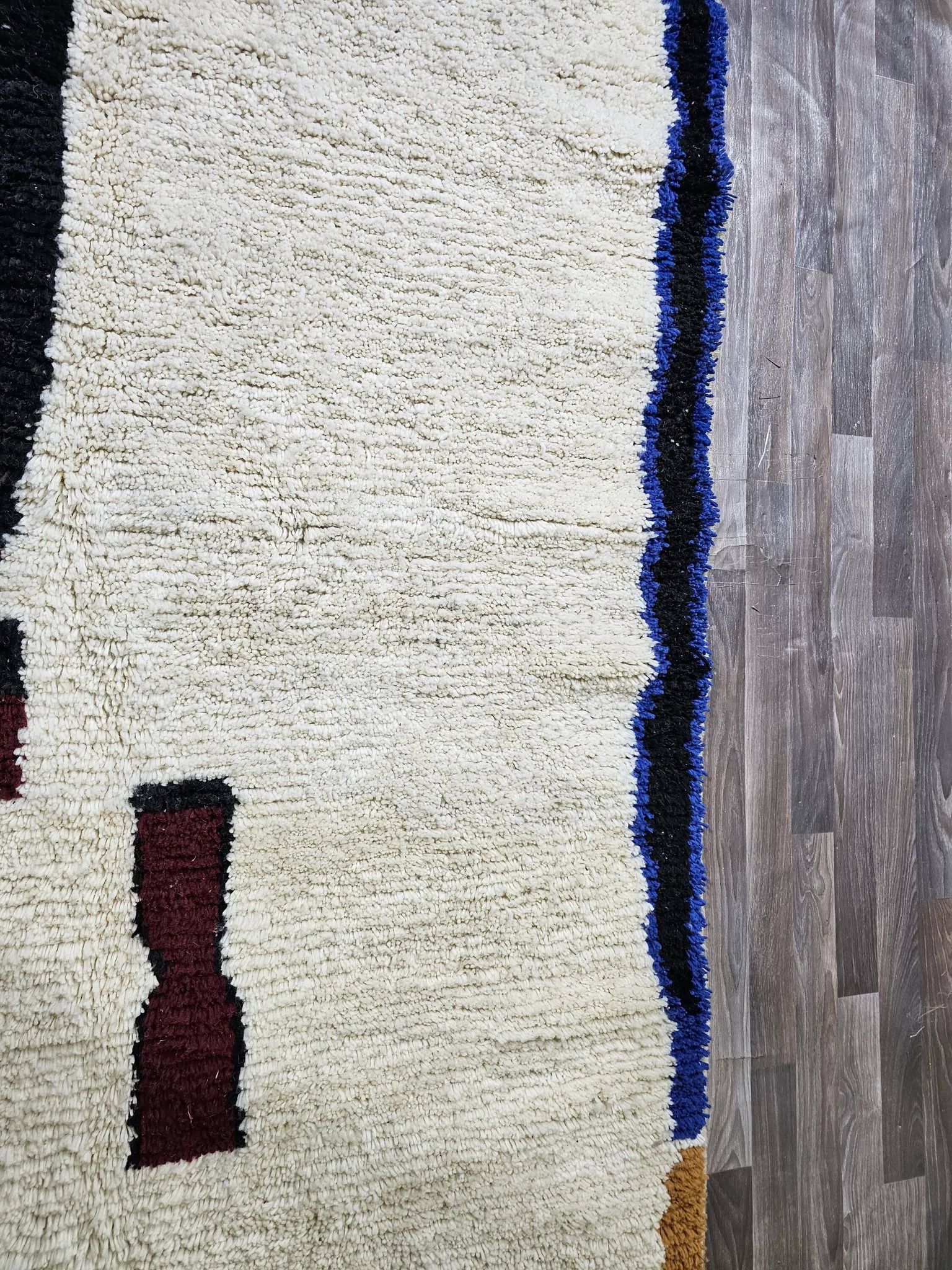Traditional handmade carpet 250cm x 150cm Moroccan