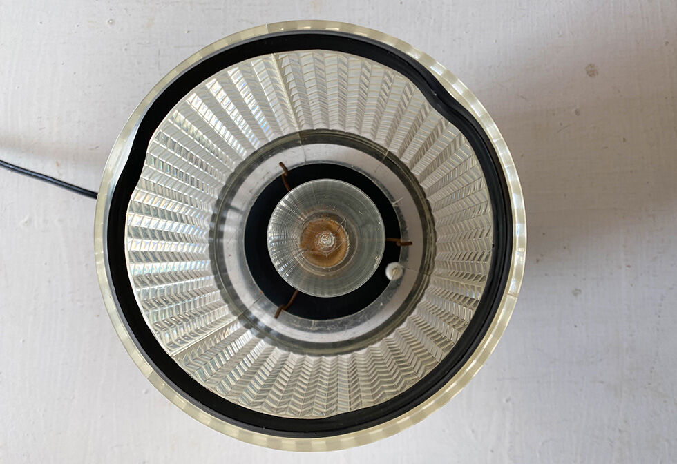 Lamp to lay diamond day offal