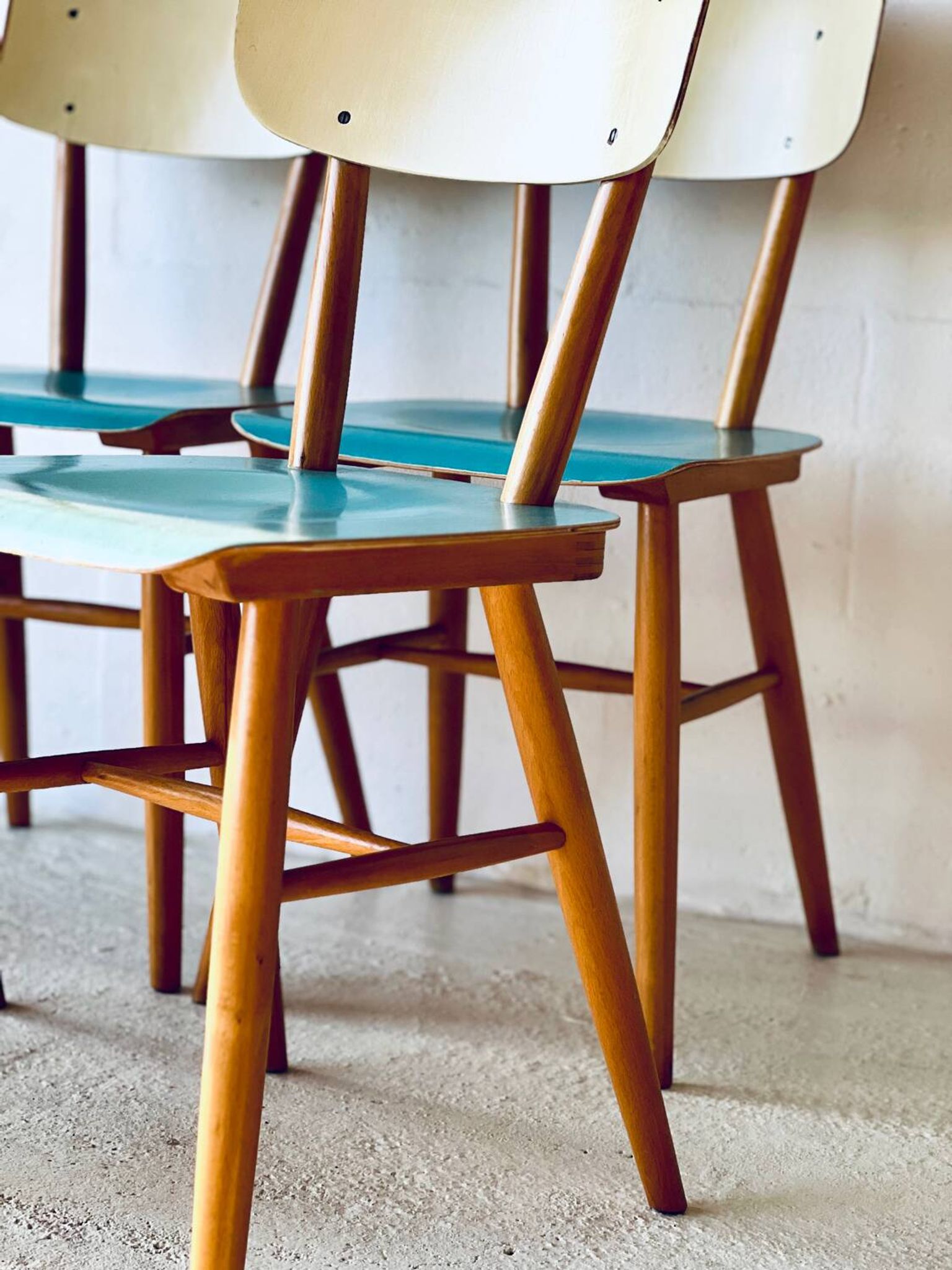 Chaises Birtro de Ton, années 1960.