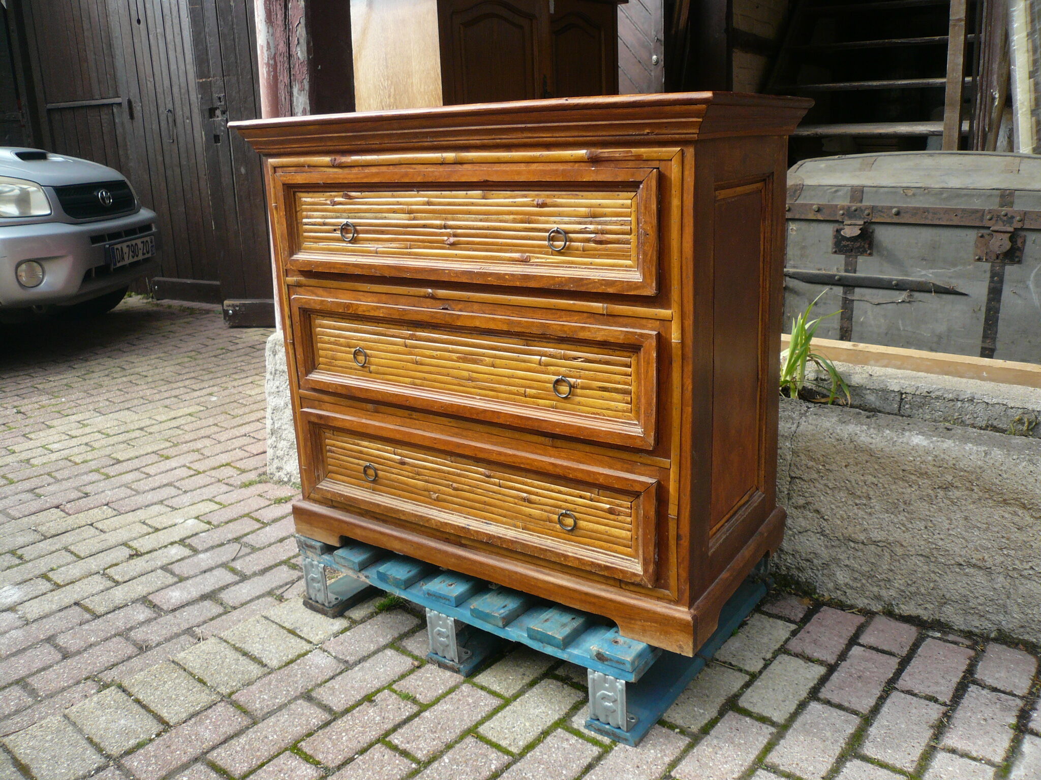 Dresser wooden massif and bamboo