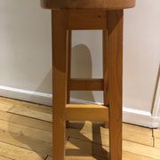 Tabouret sellette en pin années 70