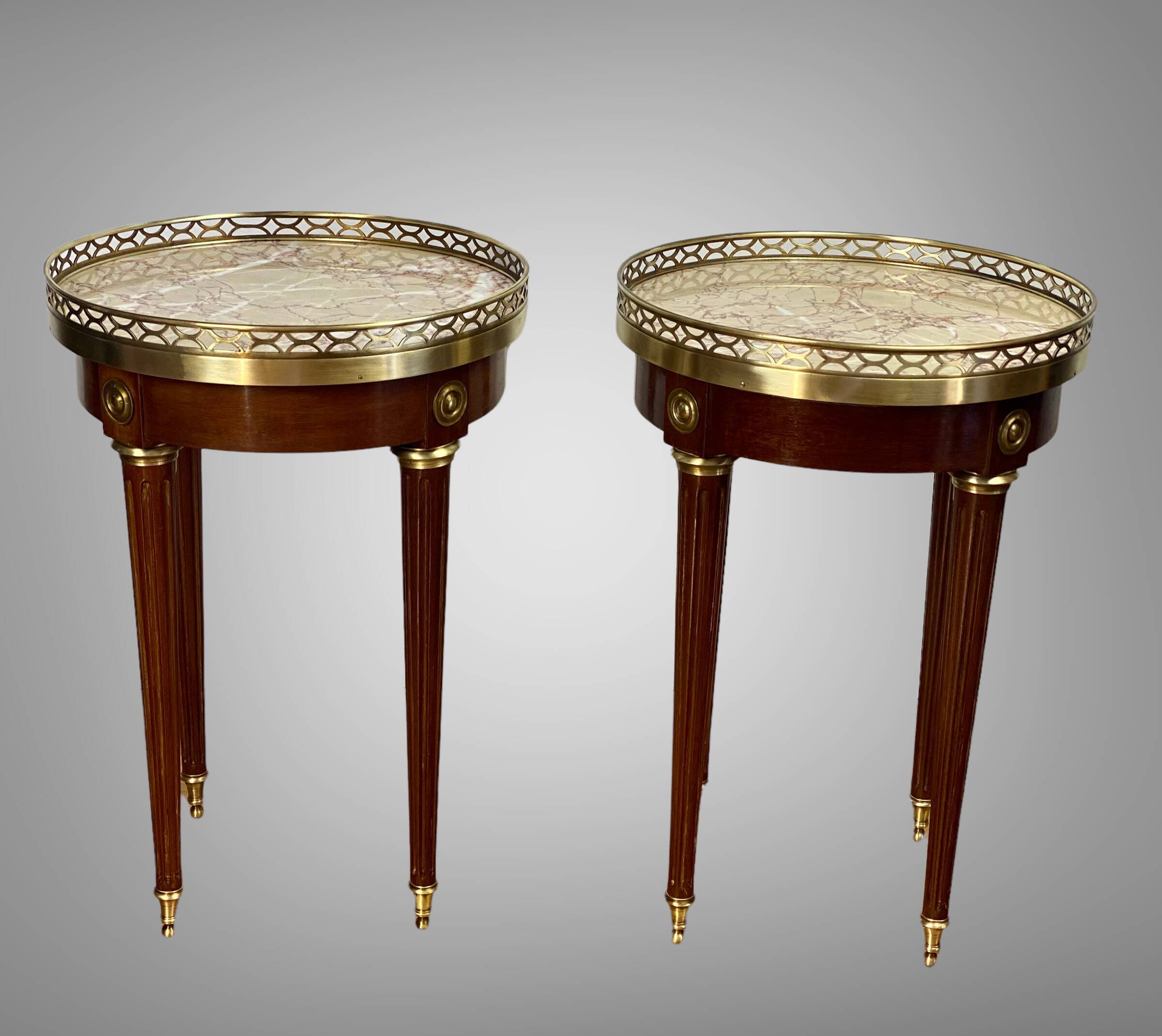 Pair of old pedestals stamped " h.j.l.rossenu " in mahogany over marble