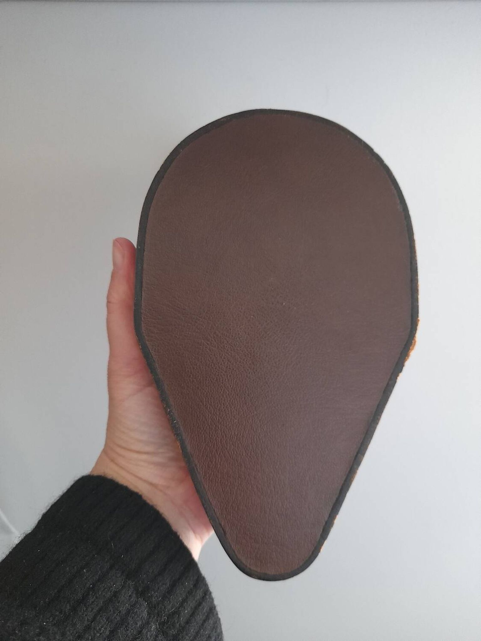 Cendrier cuir
