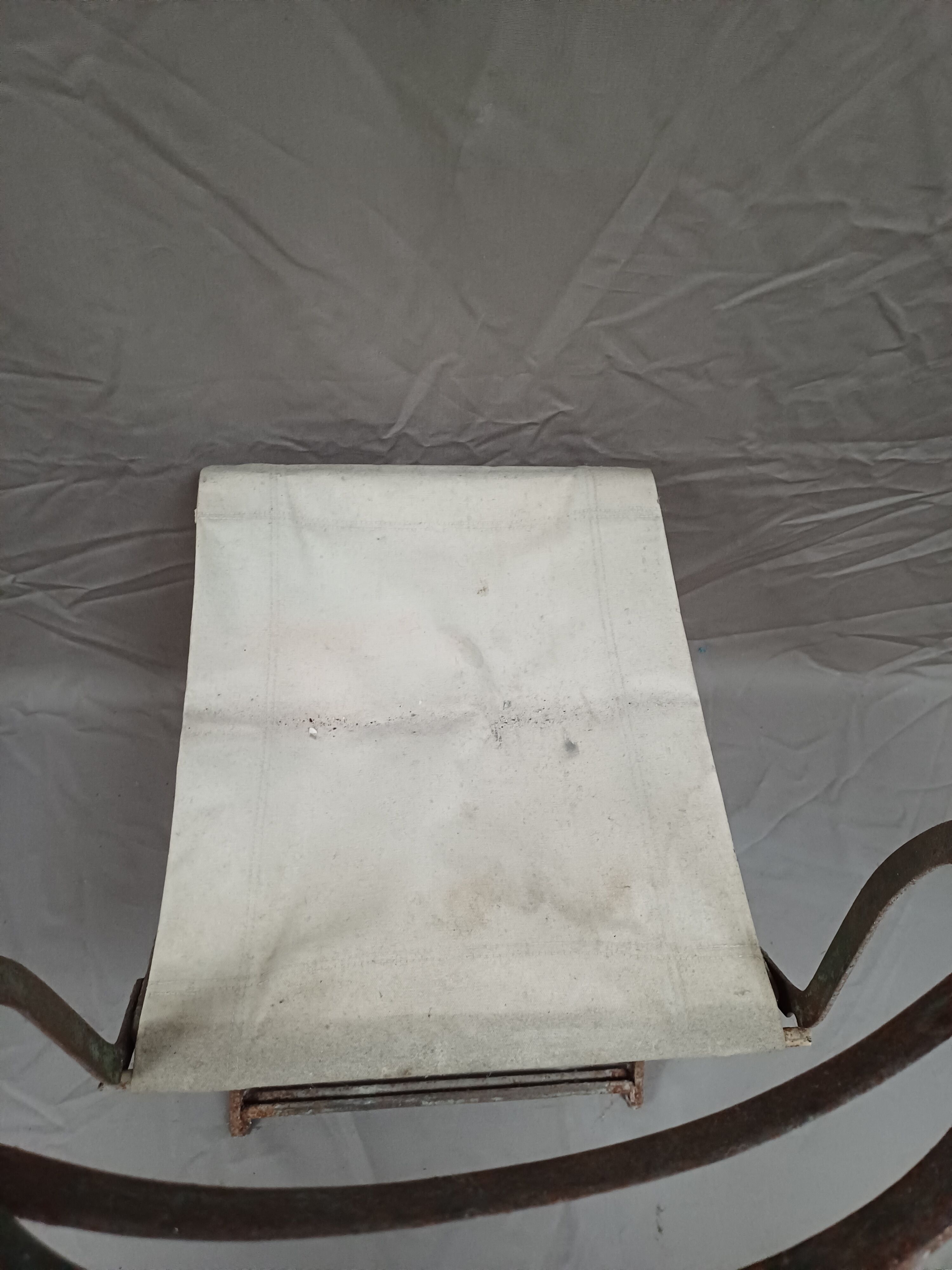 Chaise de jardin ancienne basse pliante métal tissus 1900