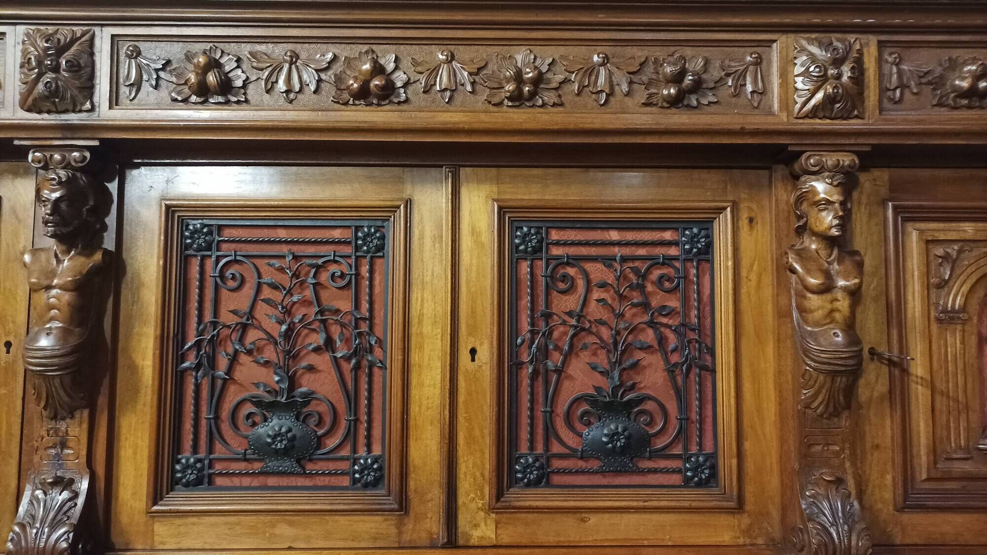 19th-century Renaissance walnut two-body buffet