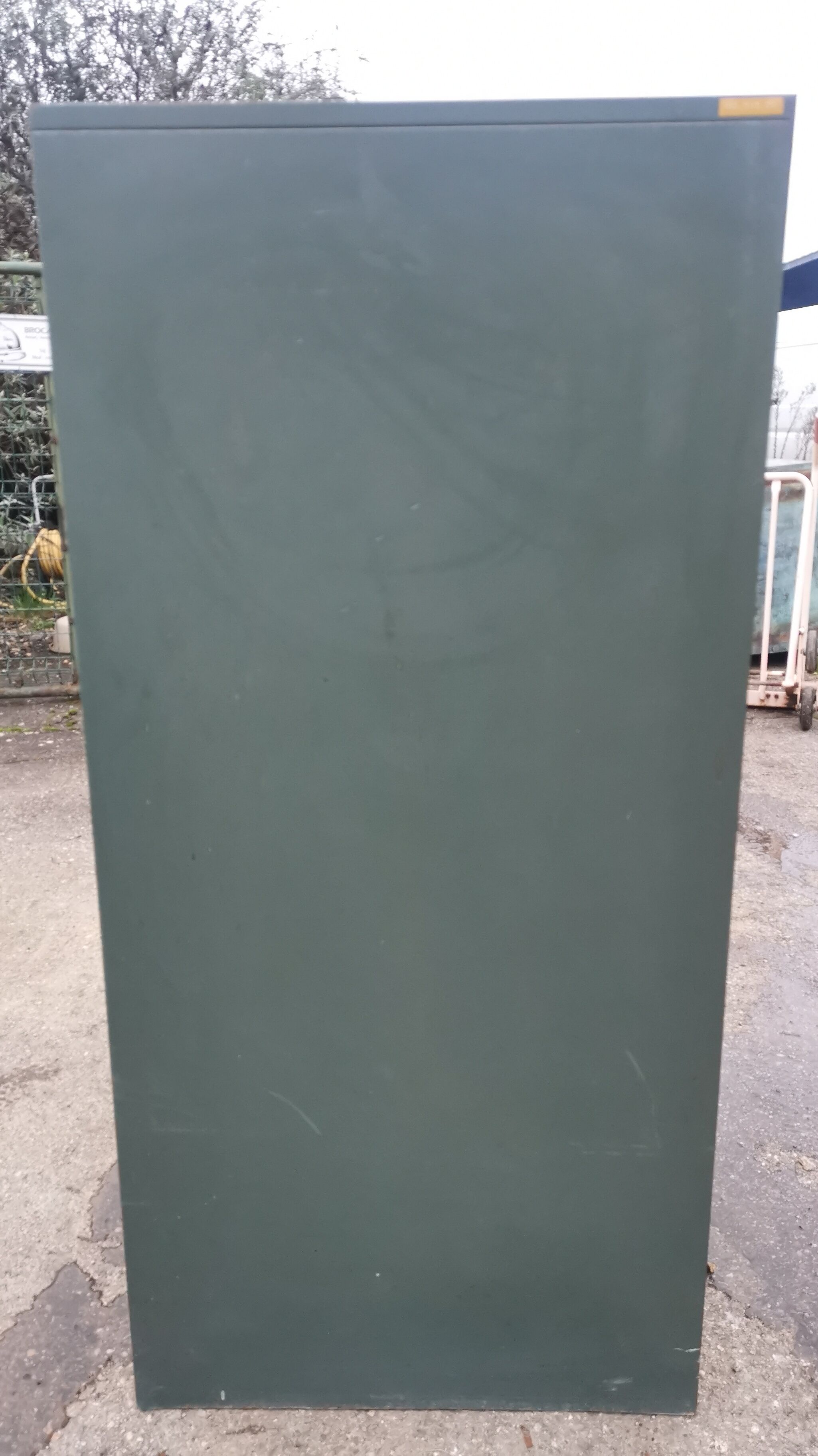 Strafor industrial binder pair