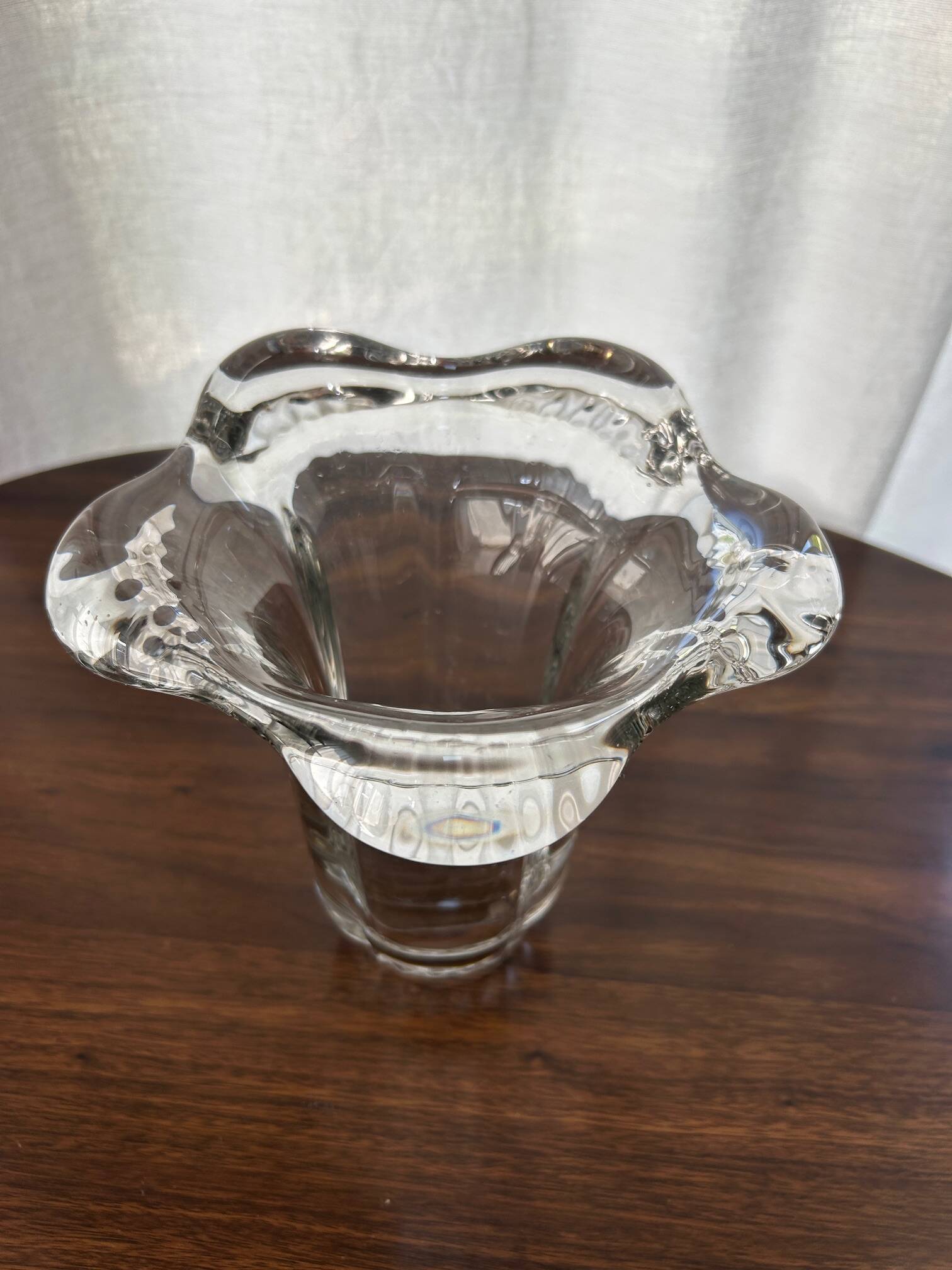 Pierre D'Avesn crystal vase
