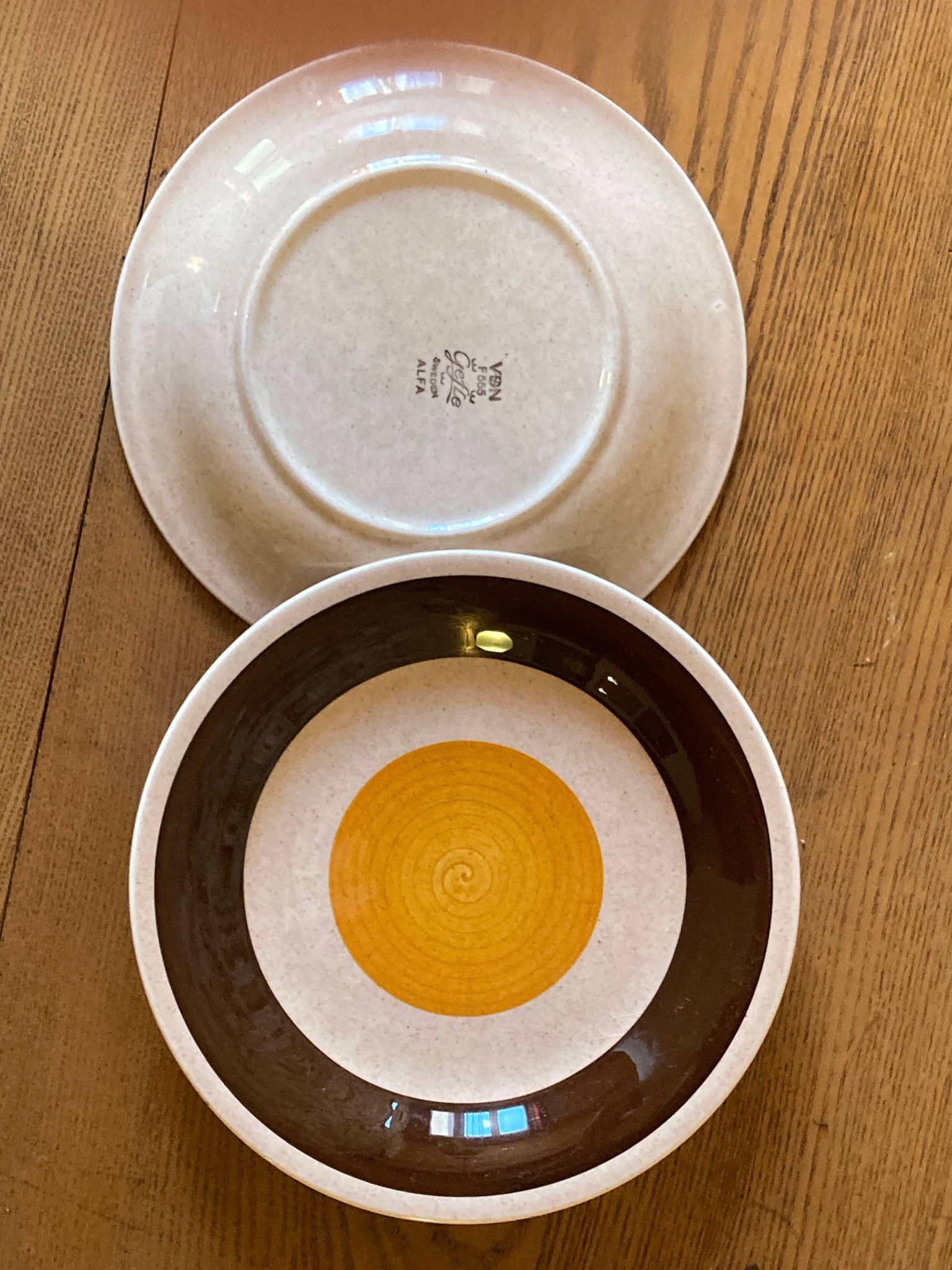 Pair of vintage Swedish Gefle plates, 1970s
