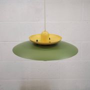 Lampe suspendue laquée verte vintage - Danemark 1980 -