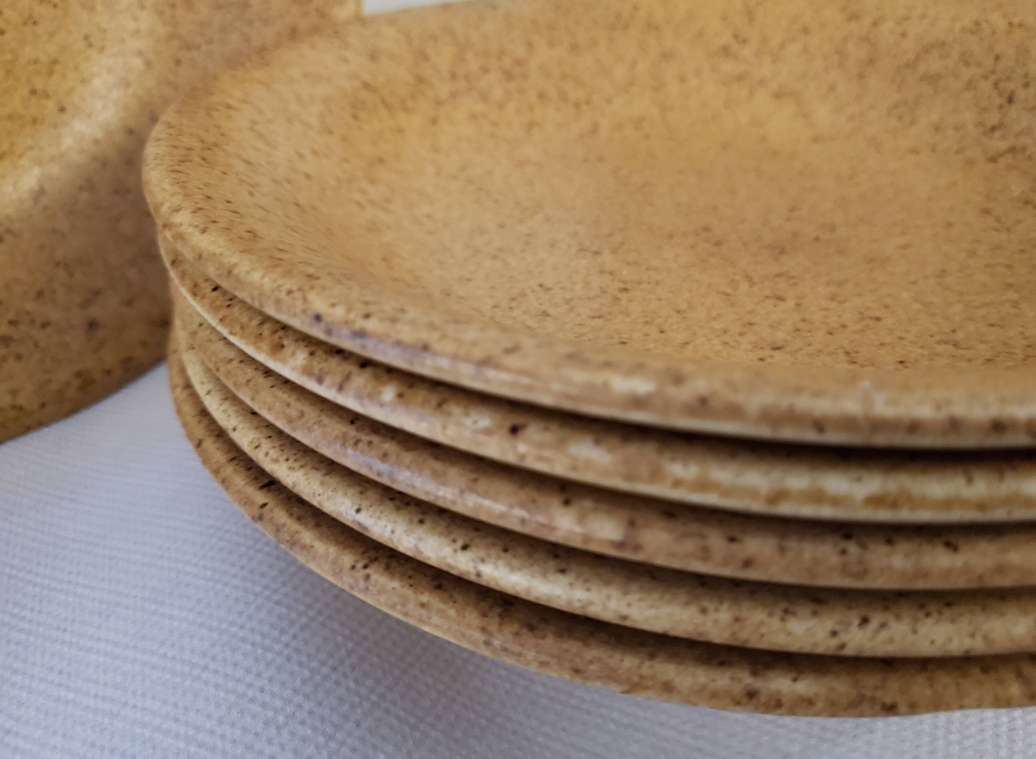 Hollow sandstone plates